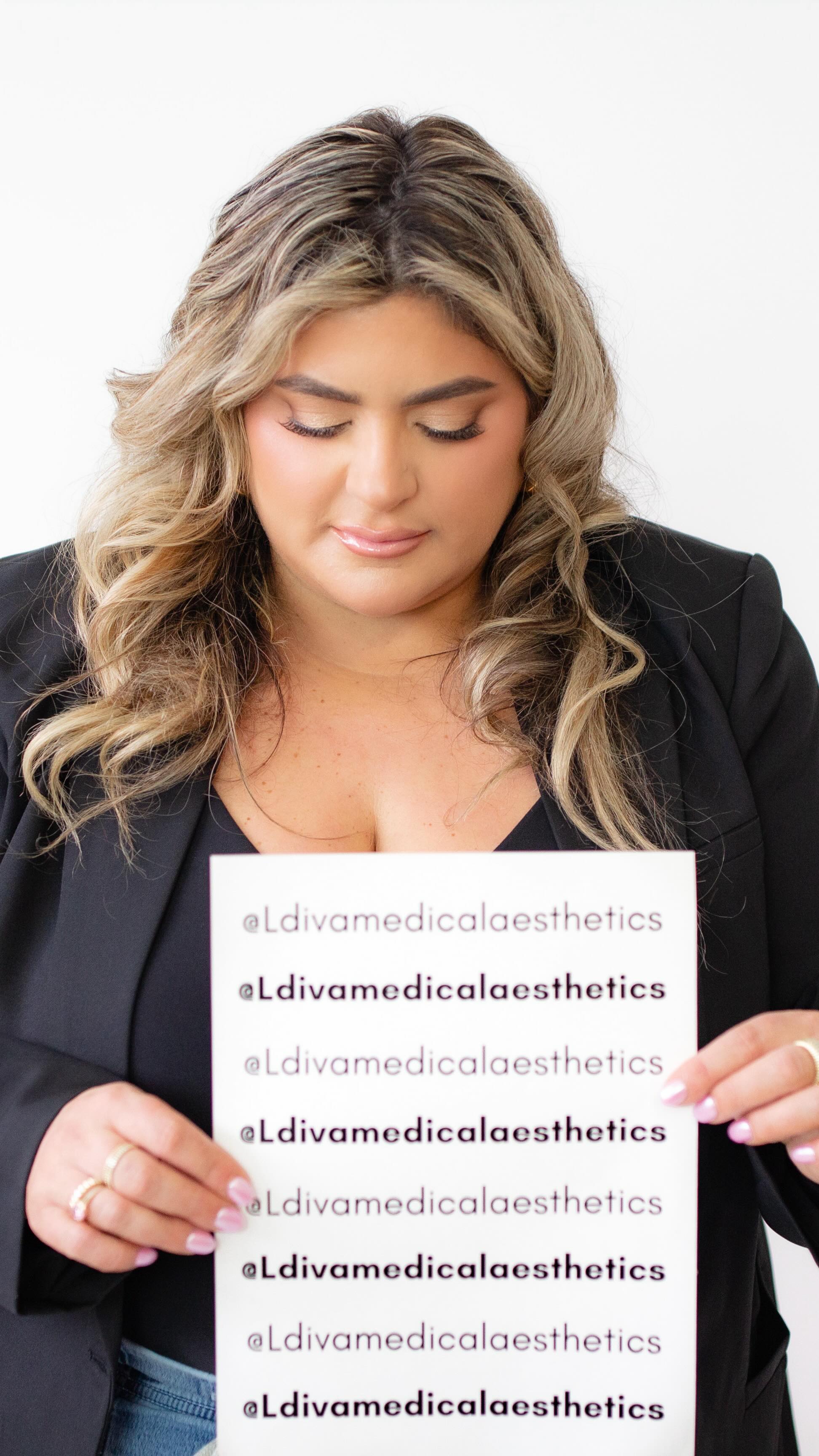 We don’t care what you tell your boss to make it to your appointment. We’re just glad you’re here. 🪞
Get your summer skin glow today. Link in bio to book your next appointment!
#nurseinjector #microneedling #glassskin #summerglow #ottawatox