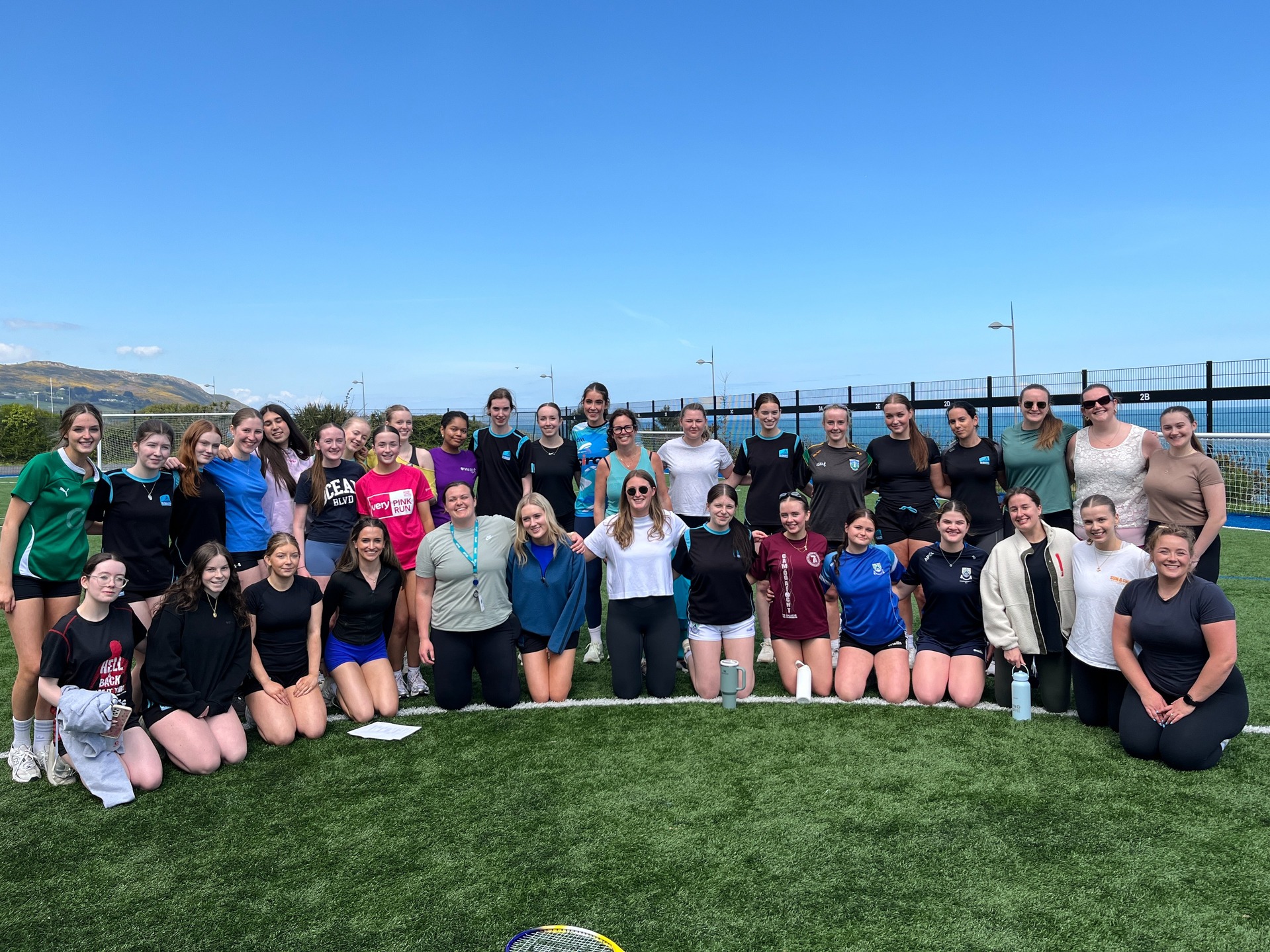 Our 6th Year girls took on a number of our female staff members in a friendly game of rounders ⚾️
Conflicting reports are emerging as to the actual winners of the game. Highly reliable teacher eyewitnesses/participants suggest the staff team claimed victory but the students were unwilling to accept defeat (/reality) and continued playing on regardless. The St David's record books will show a scoreline of 12-12 (with an asterisk).
The revenge match will be played out in the tug of war contest in Friday's Sports Day.