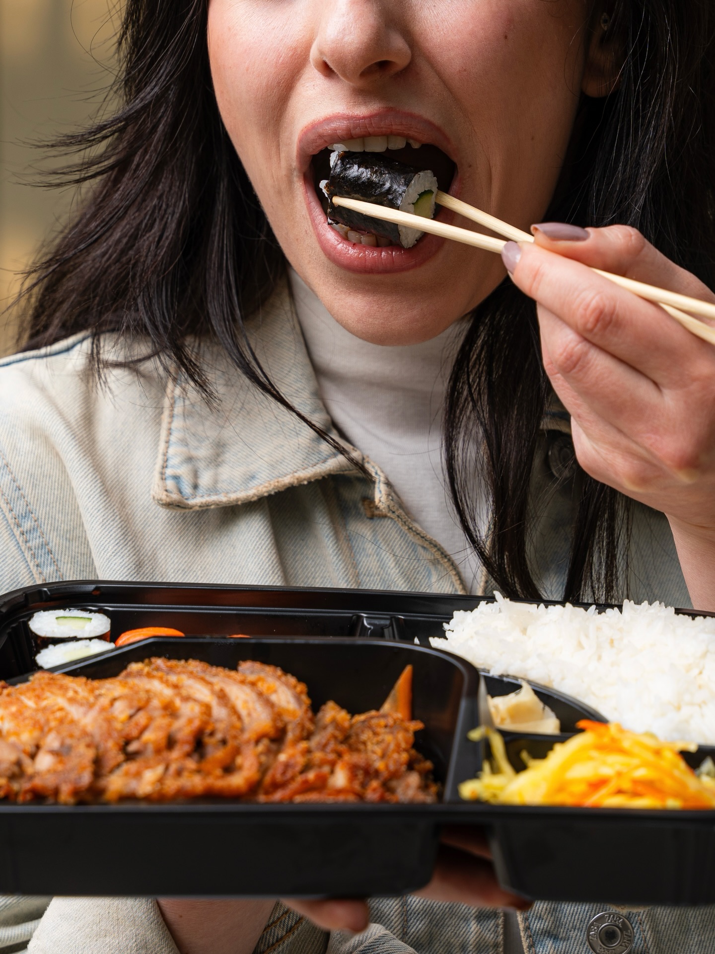 Wenn du alles willst, aber nichts weglassen kannst: Noodle King Bento Box 🍱🤝
#asiatisch #authentic #foodlover #bento #noodleking