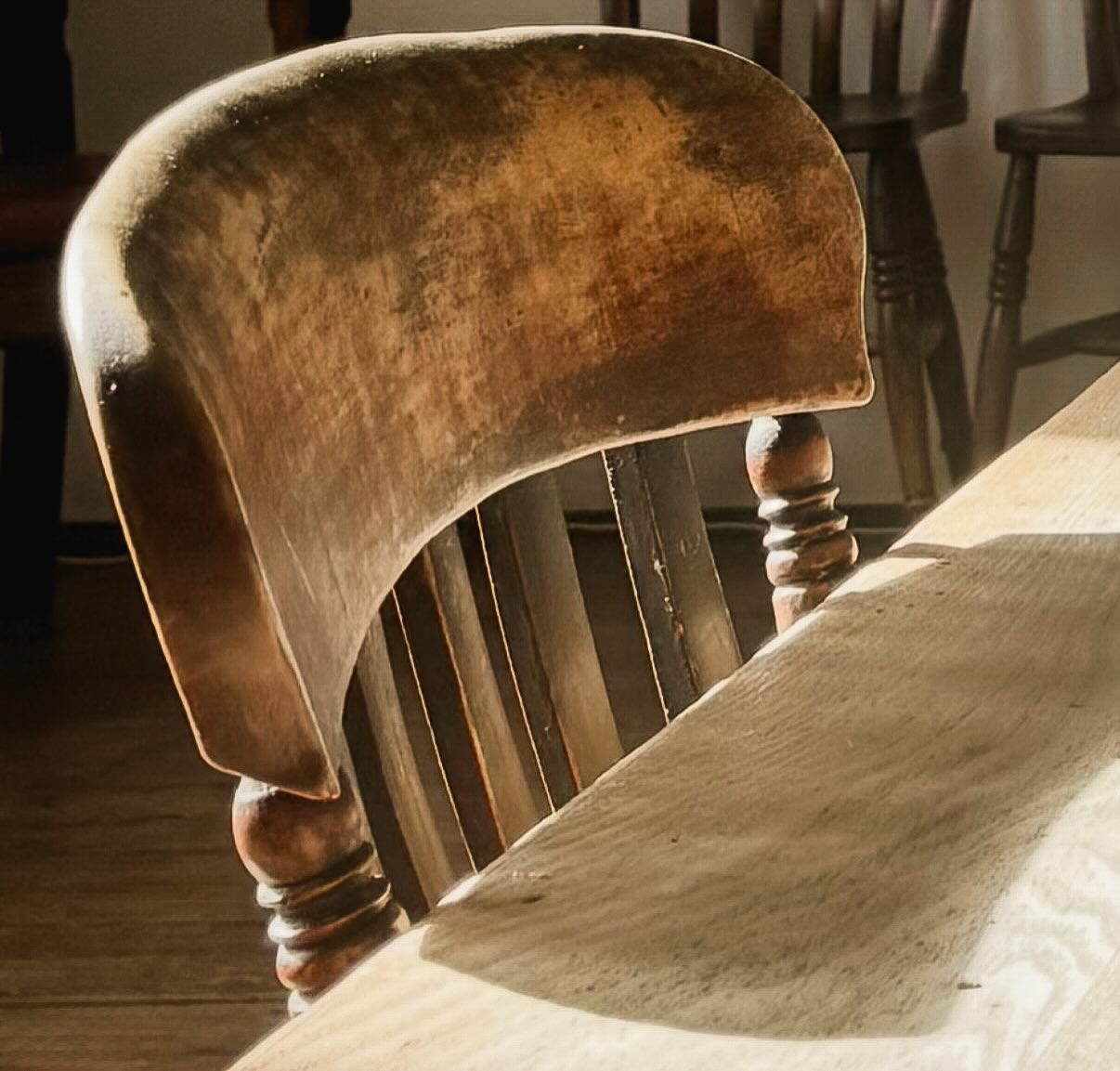 New pieces can be beautiful, but they haven’t yet had time to carry a story.
Old pieces gather theirs slowly, through use, through handling, and through the quiet repetition of daily life.
The softened edge of a table, worn by years of hands. The surface of a chair, deepened where it’s been sat in, marked by movement and time.
These are details that can’t be applied or accelerated. They’re the result of time passing and being allowed to show.
When working with older pieces, it’s often about paying attention to these details and celebrating their unique patina through thoughtful curation and placement.
If you’re working with an older home and want to understand what’s already there before making changes, or require antique and vintage curation services, I can help guide that process.