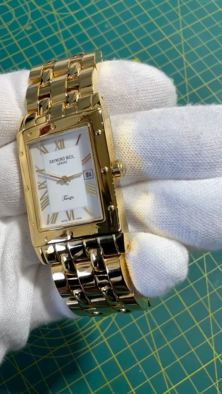 ⚠️A very much loved Raymond Weil can be enjoyed once again.⚠️#watch #instamood #trendingnow #raymondweil #gold