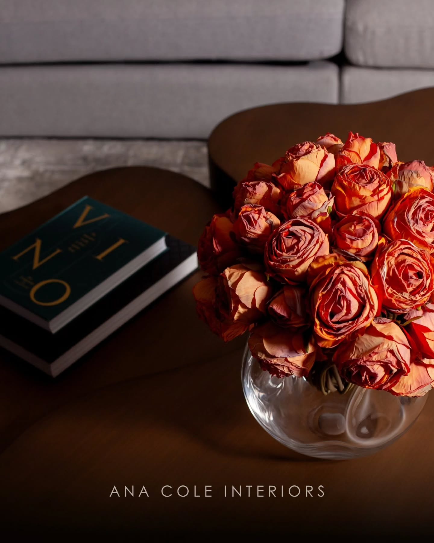 At Ana Cole Interiors, we believe exceptional design is only the beginning.
Our approach is deeply personal and comprehensively managed â a concierge-level experience where every furnishing, finish, installation, and final styling layer is meticulously orchestrated to create interiors that are felt long before they are admired.
Curated interiors for elevated living.
đ¸ @mike_barry_ca
