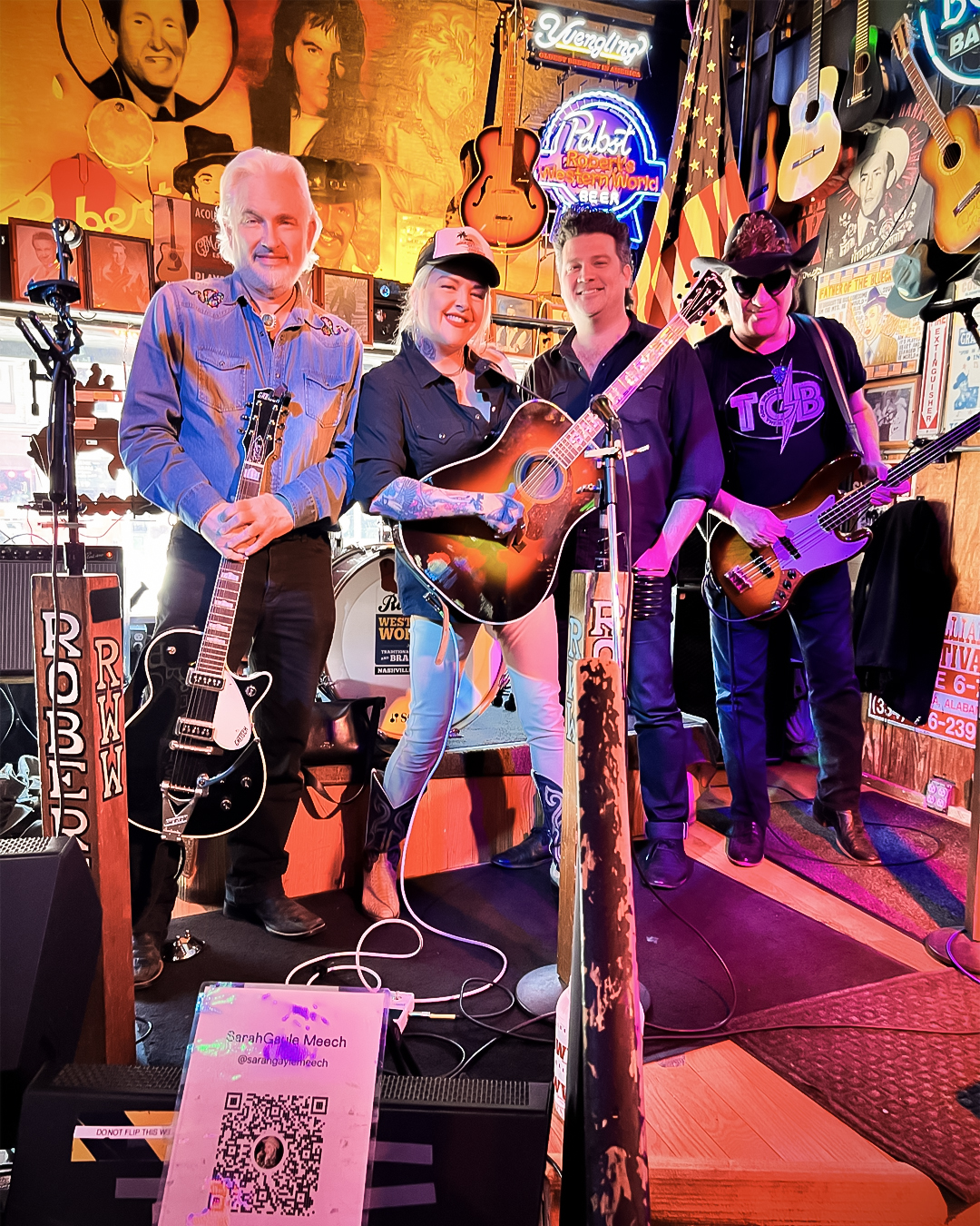 @sarahgaylemeech & The Meech Boys have just plugged in and kicked off their set. It's just a perfect day to hit Broadway and come see some traditional country music at a real honky tonk.
#sarahgaylemeech #themeechboys #traditionalcountrymusic #realhonkytonk #stickwithtradition