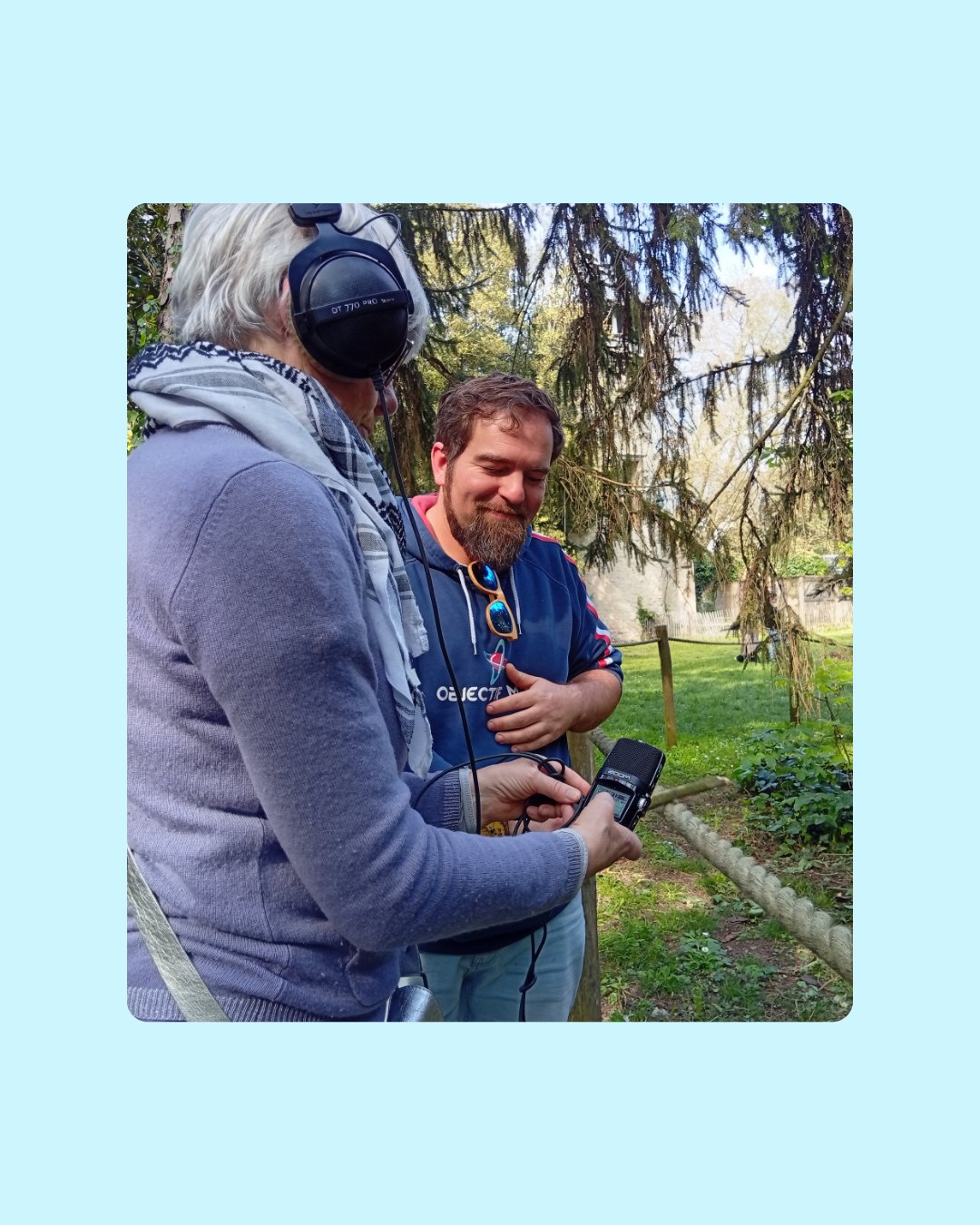 Retour en image sur le premier atelier de création sonore mené au Parc rivière avec @villedebordeaux, avec qui nous mènerons encore 2 créations sur l'année.
Après avoir capté le paysage sonore du parc (insectes, feuillages, chant des oiseaux, voix humaines et non-humaines), les participant.es ont intégré ces sons dans des instruments numériques, pour procéder à une création musicale collective en live, autour de la musique concrète et expérimentale. Retrouvez-la sur notre site !