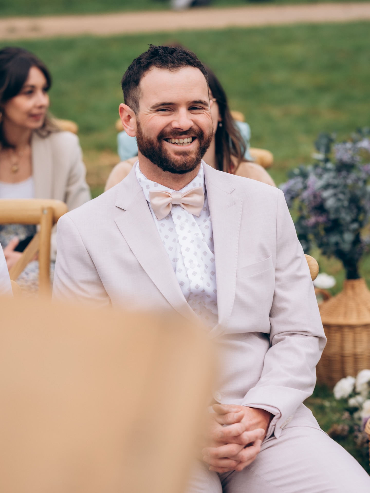 Le nœud papillon en satin rose nude si joliment porté par Maxime de @lucioleevents
Il est disponible sur gaellehayme.com
Extrait d’un shooting avec :
@lucioleevents
@aucoindespepites
@caroandcowp
@sebandcodj
@juliengonzalez73
@gentil__coquelicot
@cake_dor_dijon
@la_ptiote_soif
@pichotte_grazingfood
@celisketches
@nicolas_rodriguez_prod
@beauty_byannette
@2CV_bourgogne_tours
@charlenegauthey
@oz.aquarelle
@julietteflambard
@devred_beaune
@lehameaudebarboron
#shootinginspirationmariage #bridetobe #futursmariés #inspirationmariage #menstylelook