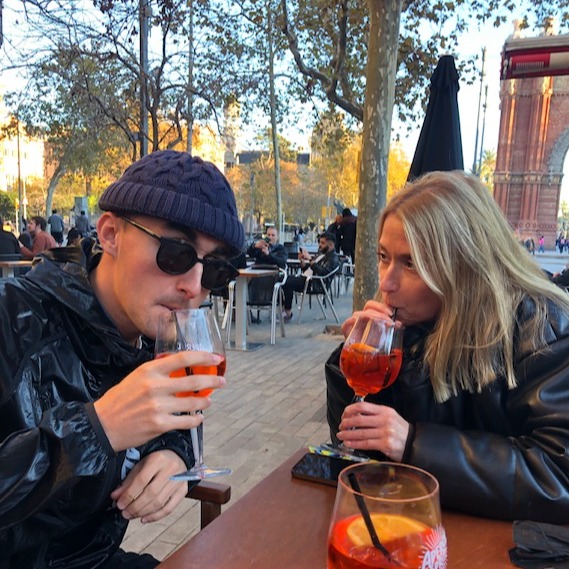 Sip Your Way Around the World: Cocktails & Wine by Destination
It’s never just about the drink—it’s about the moment, the place, and who you’re with.
Every destination has its own flavor:
✨ Italy = Aperol Spritz
✨ Mexico = Margarita or Paloma
✨ France = Champagne (or a French 75 if you’re feeling festive)
✨ Cuba = Mojito
✨ And here at home in Sonoma/Napa… a perfect glass of wine 🍷
@barcelona
@watergrill
@downtownjoe
@eldoradosonoma
For additional suggestions: kiliantravelandlifestyle.com
#traveltips #winecountryliving #travelmoments #50andthriving #kckilian