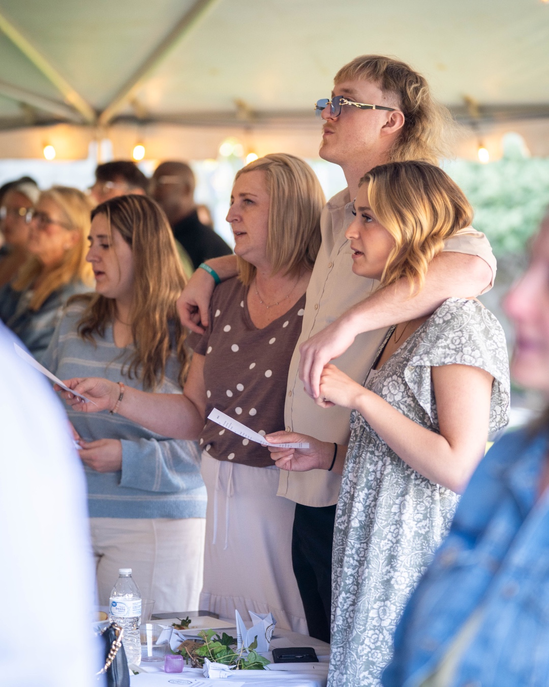 There’s something special about Baccalaureate bringing the journey full circle. 🌿
This evening we came together for a time of reflection, worship, and celebration with students and their families. The Cutting of the Ivy brings us back to Twining of the Ivy during Orientation weekend, where the journey at Bushnell began.
See you tomorrow morning, graduates!