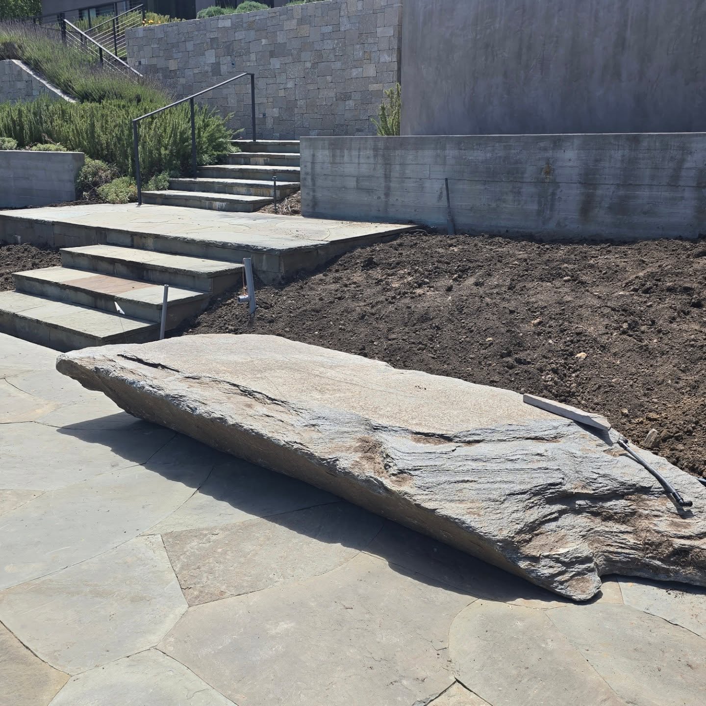 Setting some massive boulders in the #SantaLuciaPreserve
#HeavyEquipmentOperations
#SpecimenBoulders
#CarmelPointLandscapes
#LandscapeBuild