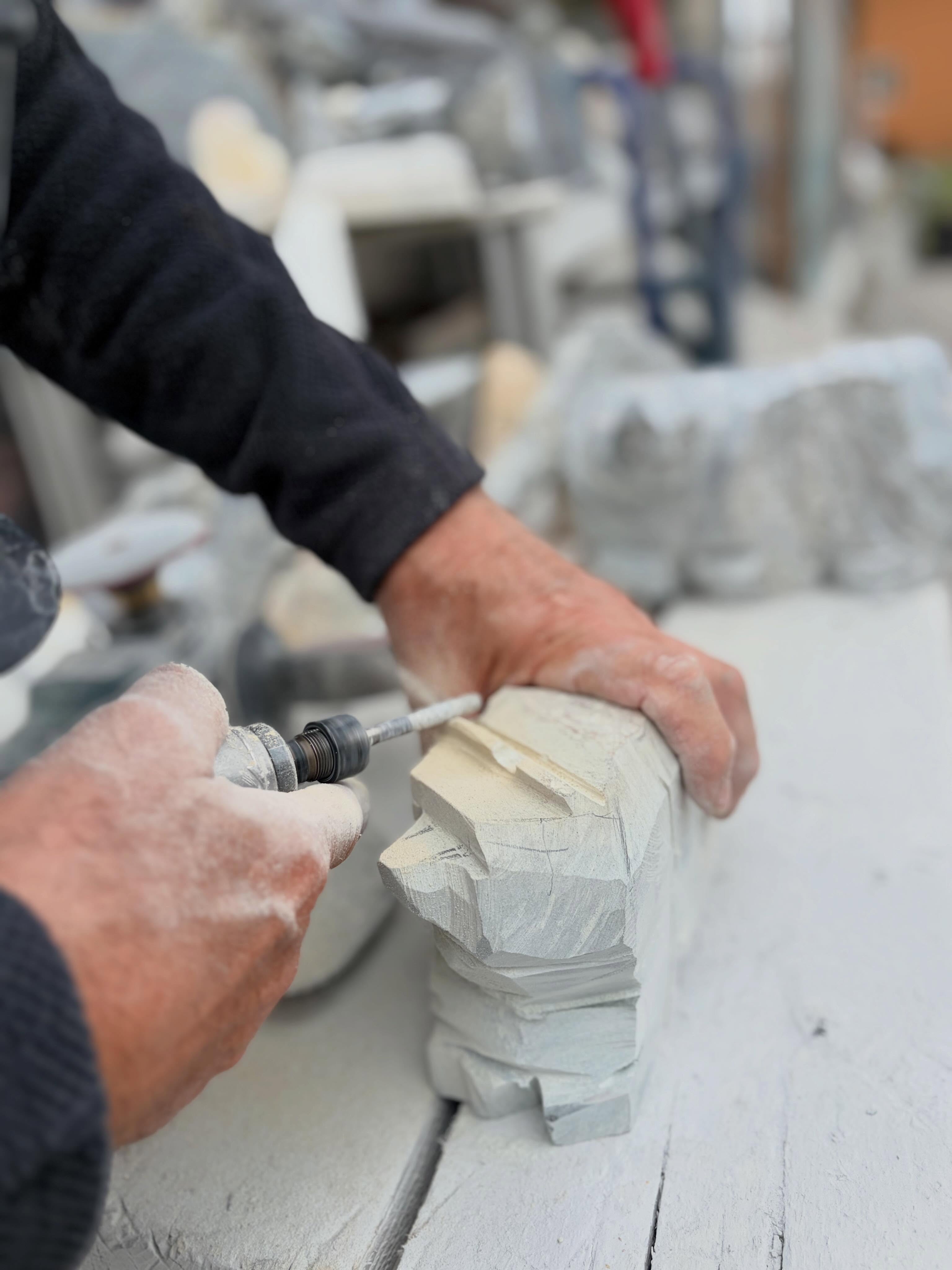 Behind the Scenes - Artist Frank Bitonti is in the process of making more hard stone bears from his mini quarry of rock at his home studio.
Tough rock is tough to cut. The finished product is smooth and polished to perfection while still letting the rock tell its story 👌
Find finish work @thepaintedmoose Bragg Creek
@visit_bragg_creek
@onepennyrocksculpting
#hardrocksculpture #rocksculpture #stonecarving #stonecarver #bearsculpture