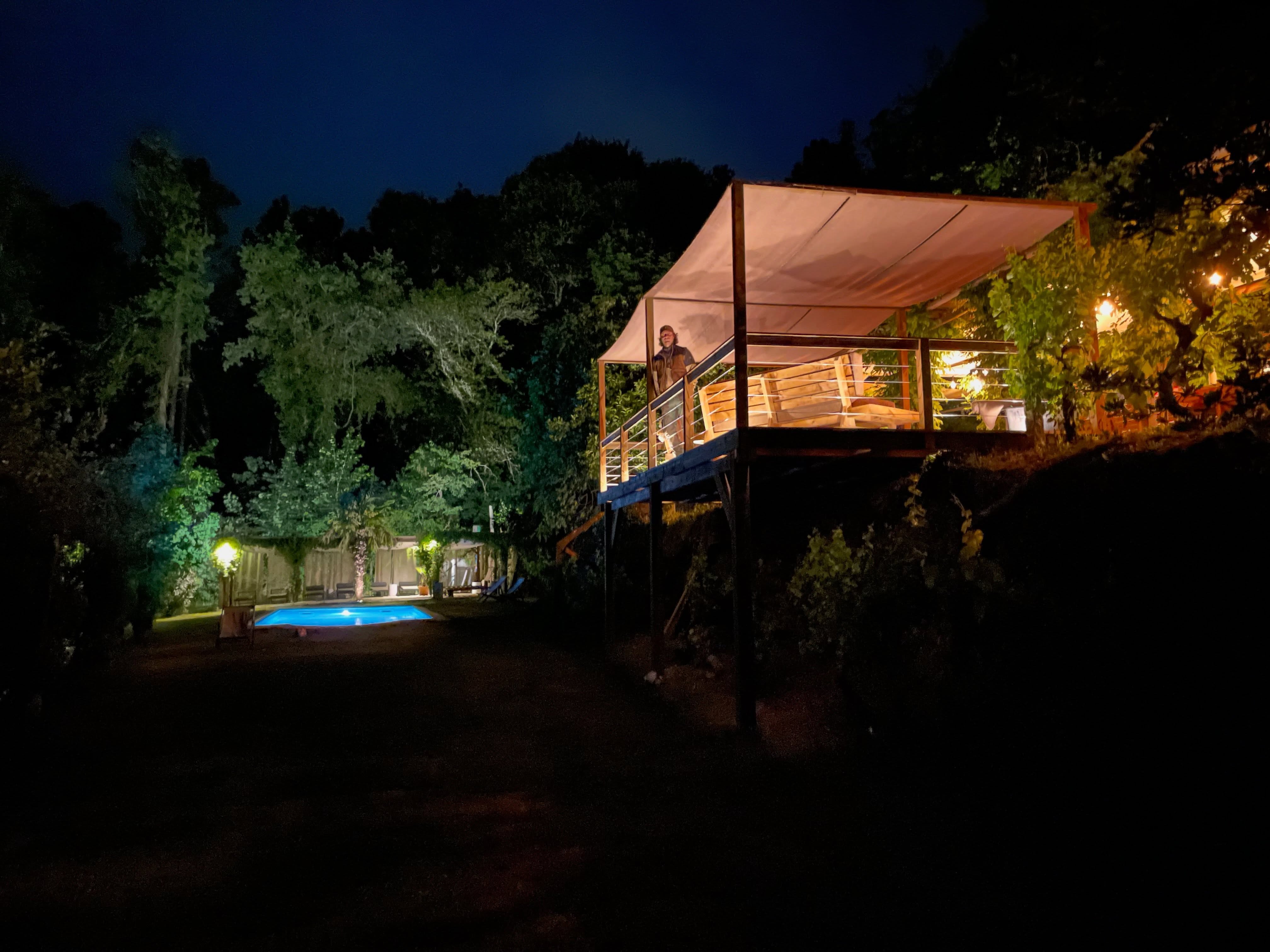 Deveza by night ✨
We have a new extension of the bar! A lounge deck 😍
#glampingportugal #smallscale #childfriendly #retreatcenter