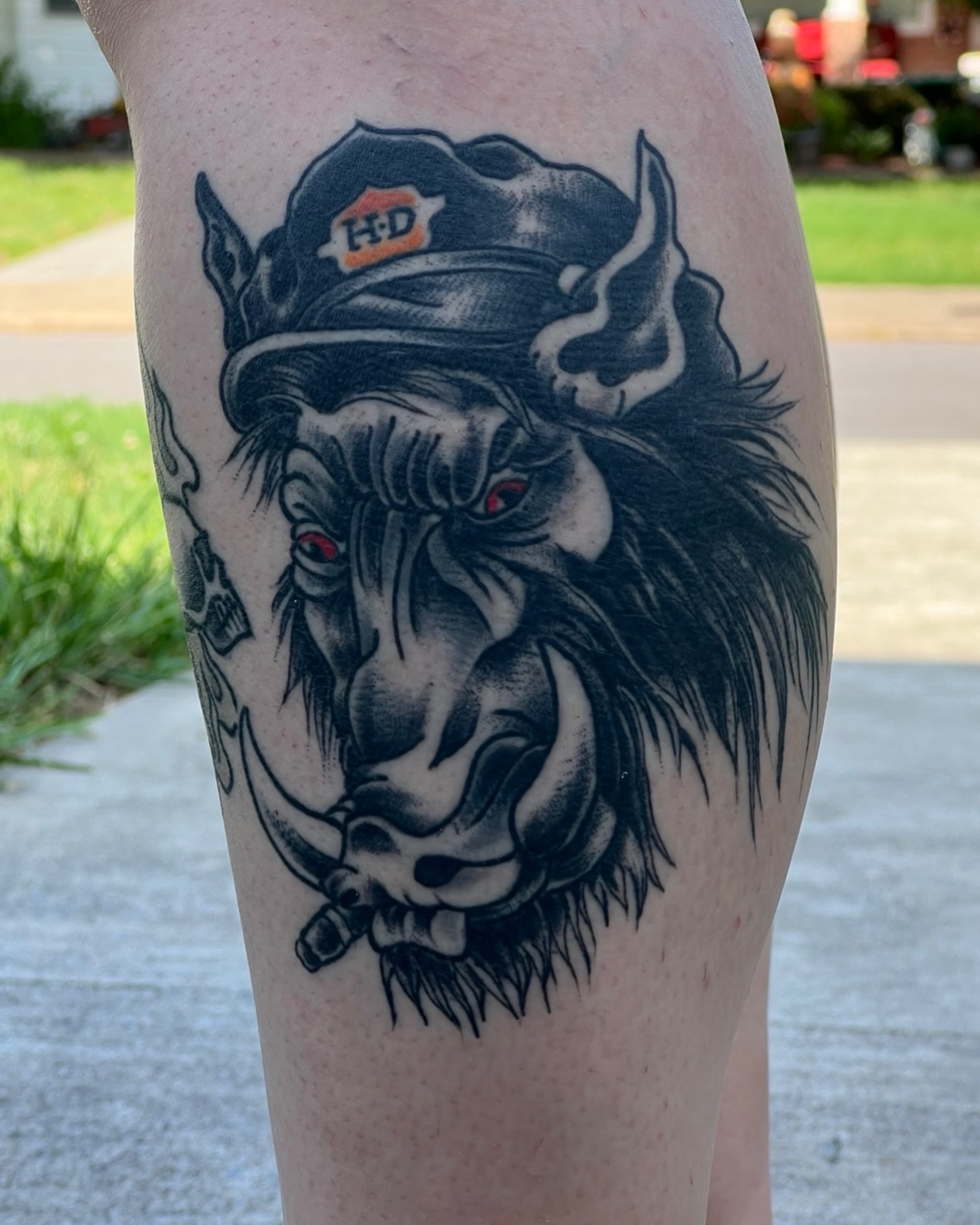Mean ol’ warthog by Michael
@anstine.tattoo
To Book With Michael
Request an Appointment at
TitanTattooNashville.com
#warthogtattoo
#traditonaltattoo
#americantraditionaltattoo
#nashvilletattooshop
