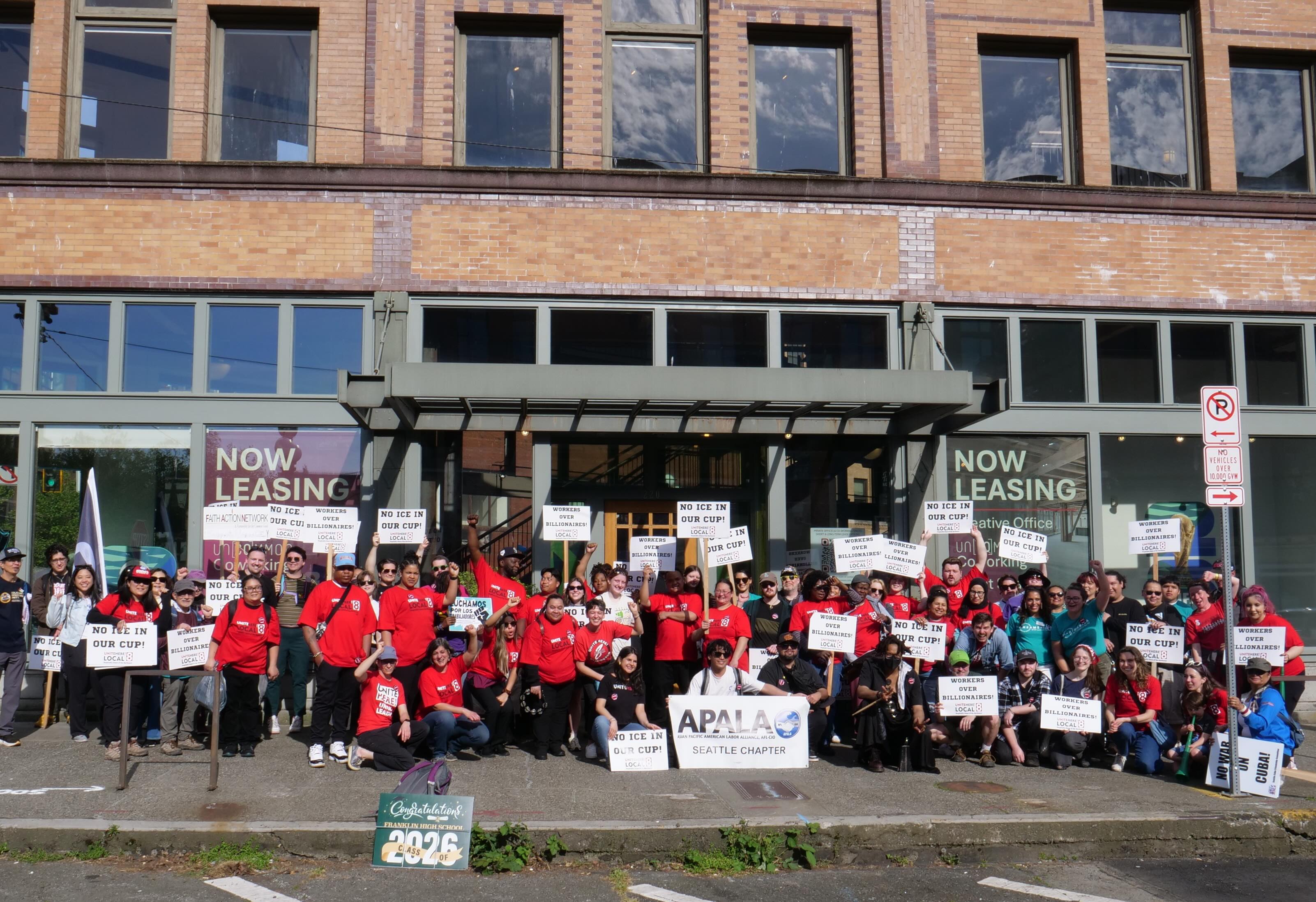 APALA Seattle Chapter celebrating International Worker’s Day in the streets, marching in solidarity with @uhlocal8 ✊🏽✊🏽✊🏽