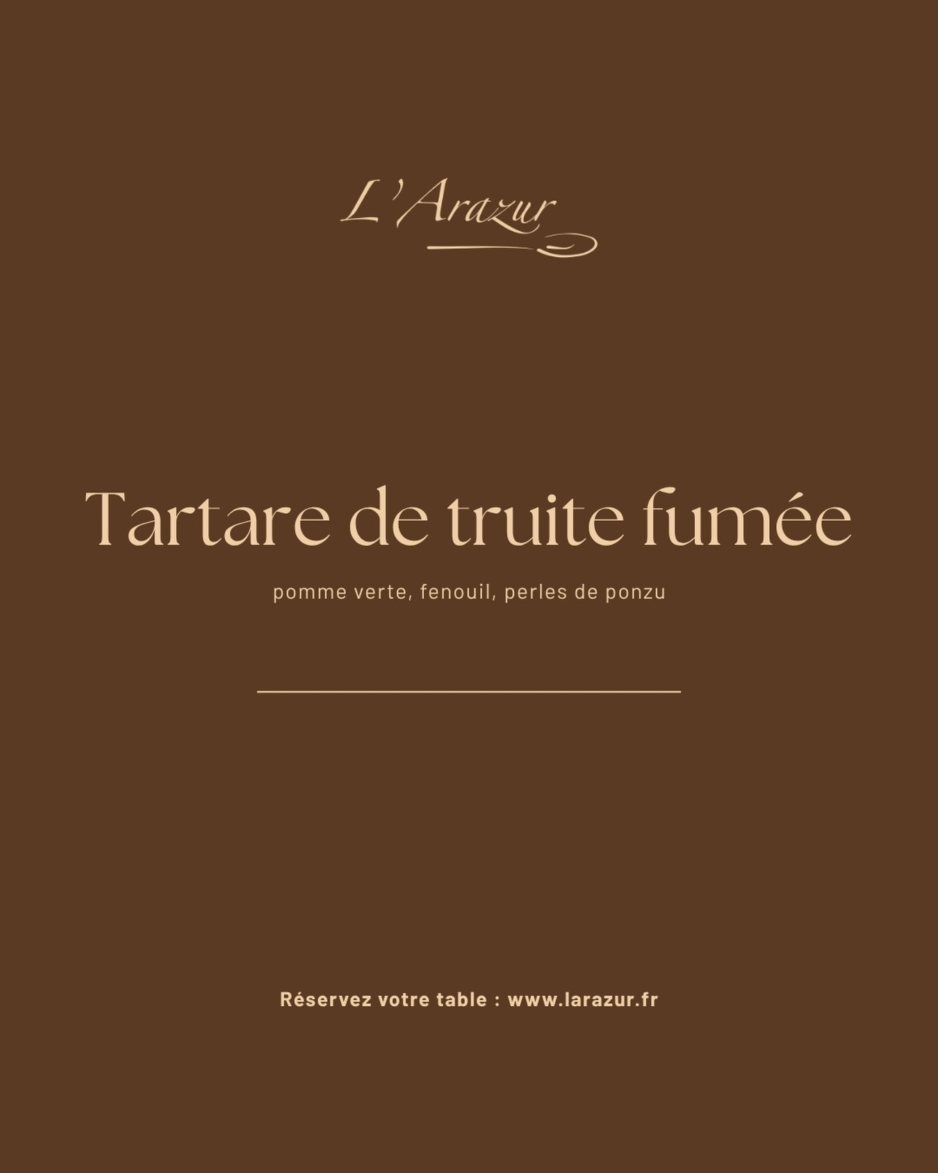 Un tartare délicat et parfumé, où la truite fumée révèle toute sa finesse 🐟🍏
‣ Réservez votre table sur www.larazur.fr