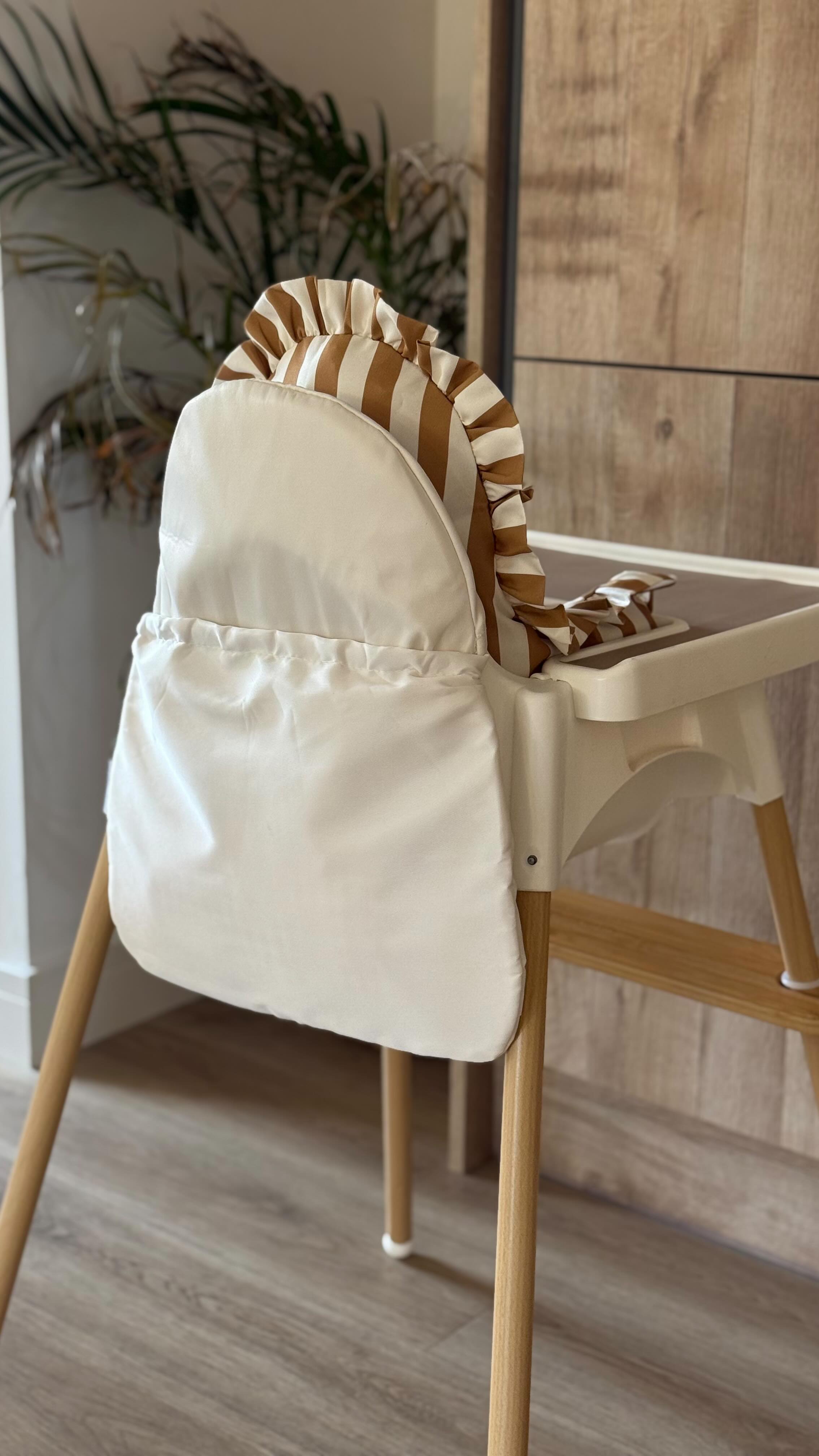 Adding a little bit of Greyfox magic to this £15 IKEA antilop ✨🍯
here’s a list of everything used to upgrade this highchair!
Salted caramel cushion cover
Insert
Seat pad
Pearl pocket pouch
Mocha tray placemat
Bamboo leg wraps
Bamboo footrest
Everything can be removed/adjusted so you can mix and match to suit your style! What do you think?? 🤎
.
.
#greyfoxdesigns #ikeahighchair #ikeahack #highchair #hack