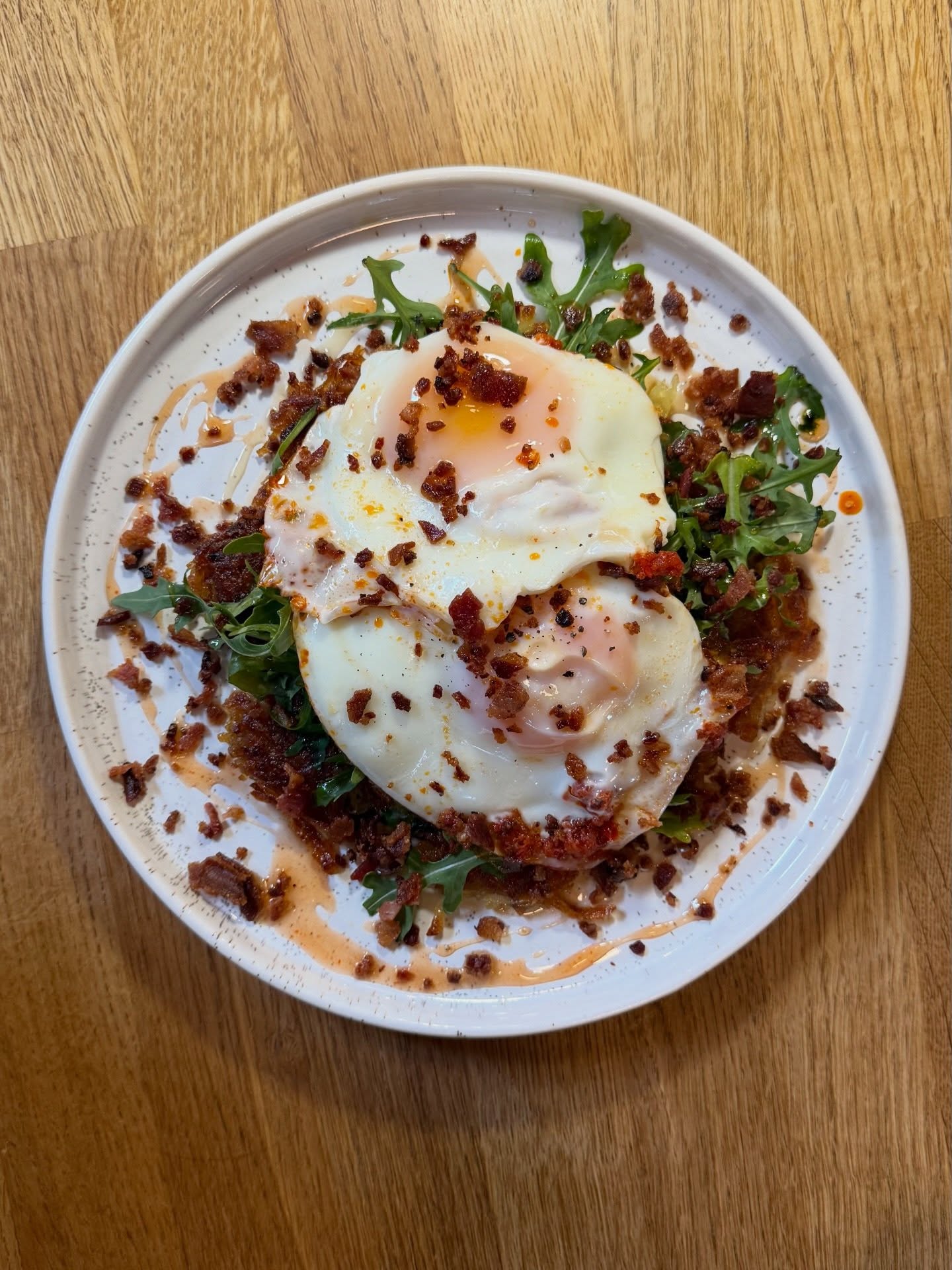 NDUJA LIKE EGGS 🍳
NEW SPECIAL 🚨
Two Fried Eggs cooked in Nduja Served on a Potato Rosti with Rocket , Hot Honey 🍯 and Bacon Crumb
Starting this Friday coming
Share to someone who might care