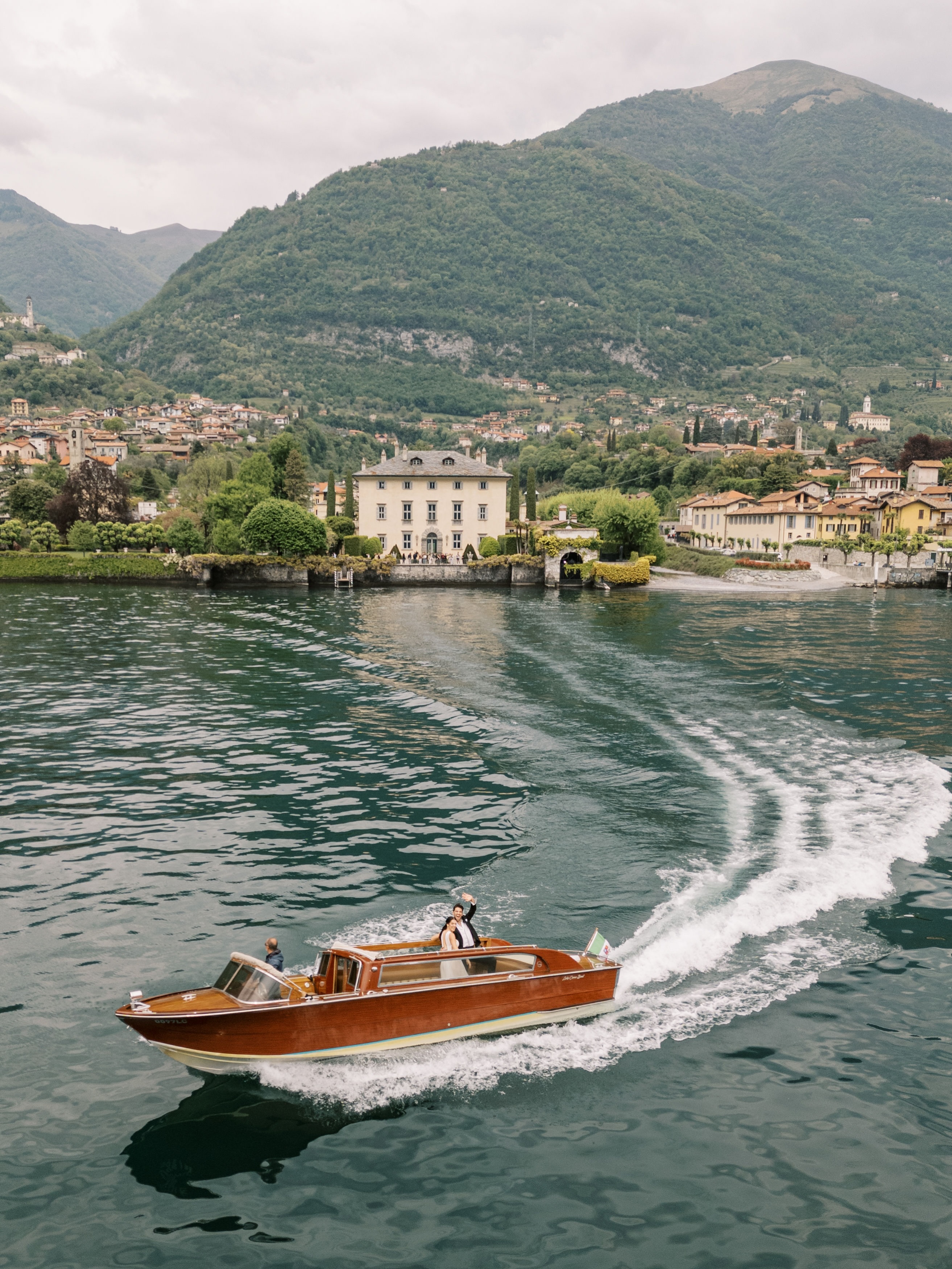 Lake Como kind of love ✨ Drifting past Villa Balbiano with the Italian sun on your skin to the start of forever. I can’t wait to return to Italy this wedding season for so many special celebrations, ci vediamo presto! 🤍🇮🇹
#LakeComoWedding #VillaBalbiano #DestinationWeddingPhotographer #ItalyWedding #italyweddingphotographer
.
.
.
Photography @valeriesarron
Venue | Villa Balbiano | @villa_balbiano
Workshop Host | AMV Retreats | @amv_retreats
Wedding Planning, Styling & Design | AMV Weddings | @amv_weddings
Educators | Sophie Kaye @sophiekayephotography | Andreas K. Georgiou @andreaskgeorgiou | Storybox Cinema @storyboxcinema
BTS Photography | Konstantyn Zakhariy | @konstantynzakhariy
BTS Videography | Storybox Cinema | @storyboxcinema
Florist | Flowers Living | @flowersliving
Cakes | Erzulie Cakes | @erzuliecakes
Furniture/Tabletop Rentals | Tableset | @tablesetrentals
Linens | Nuage Designs | @nuagedesignsinc
Stationary | Laura Elizabeth Patrick | @lauraelizabethpatrick
Hair & Makeup | Madeline Eleanor | @bymadelineeleanor
Couple | Daria & Stefano | @dasha.kina @stevenlivingroom
Boat Dress | Alon Livne | @alonlivnewhite
Boat & Reception Shoes | Jimmy Choo | @jimmychoo
Boat | Lake Como Boat | @lakecomo_boat
Ceremony & Reception Dress | Eva Lendel | @evalendel
Ceremony Veil | All About Romance | @allaboutromancebridal
Crown & Earrings | Maria Elena Bridal | @mariaelenaheadpieces
Ceremony Shoes | Bella Belle | @bellabelleshoes
Ring Boxes | The Styling Reserve | @thestylingreserve
Flat Lay Styling Mats | Olive & Oak | @oliveandoakmat
Flat Lay Styling | Sophie Kaye | @sophiekayephotography
Flat Lay Accessories | Maria Elena Bridal | @mariaelenaheadpieces
Flat Lay Shoes | Bella Belle | @bellabelleshoes