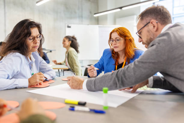 Dans un environnement professionnel en constante évolution, comment garantir des formations réellement utiles, adaptées aux réalités terrain et capables de faire progresser durablement les participants ?
Depuis 25 ans, GCR Organisation accompagne les acteurs du secteur public et privé avec une conviction forte : la formation doit être concrète, engageante et directement applicable. Fondé par Blandine Affagard, l’organisme s’appuie sur un vaste réseau de formatrices et formateurs issus du terrain, capables de comprendre les enjeux opérationnels et humains.
Notre force repose sur trois pôles complémentaires – sécurité, management et efficacité professionnelle – permettant d’apporter des réponses globales et cohérentes aux besoins des organisations.
GCR Organisation privilégie des pédagogies actives : mises en situation professionnelles, cas concrets, échanges d’expérience et dispositifs immersifs. Ces approches favorisent l’ancrage des compétences et l’engagement des participants, bien au-delà d’une formation classique.
Chaque parcours est pensé sur mesure, avec un haut niveau d’exigence et un accompagnement durable, fidèle à nos piliers : innovation pédagogique, proximité, sérieux issu du service public et suivi post-formation.
Envie de développer les compétences de vos équipes avec des formations concrètes et impactantes ?
Découvrez nos programmes et construisons ensemble une réponse adaptée à vos enjeux 👉https://www.gcrorganisation.com/
#formationprofessionnelle #DéveloppementDesCompétences #IngénierieDeFormation #FormationSurMesure #MontéeEnCompétences #Management #EfficacitéProfessionnelle #AccompagnementProfessionnel #SavoirFaireTerrain #ServicePublic #qualité #Formation #RH