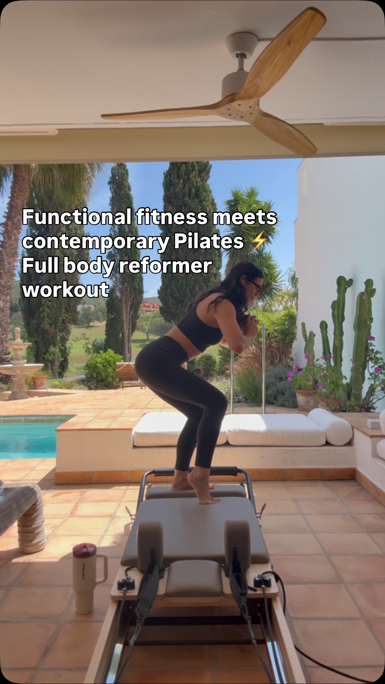 Functional fitness meets contemporary Pilates ⚡️
An energising full-body reformer workout focused on strength, control and coordination. I love incorporating movement patterns like squats, hinging and rotation to wake up the body and improve mobility.
Most of my clients don’t have time for 4–5 day body-part splits, which is why I focus on dynamic full-body training that supports strength, mobility, hormones, nervous system, and real-life movement! ✨💫
@ryb.reformer 🖤