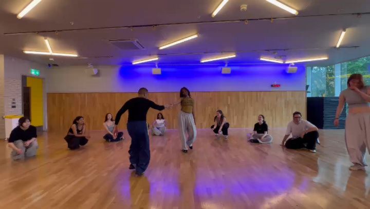 KMDC COMMERCIAL CLASS - WOMAN
@macdaniel_palima original choreography
SERIOUSLY IT WAS AWSOME CLASSSSS ♡ AS USUAL ♡
GOOD VIBE GOOD FEELING GOOD DANCE!
@gloria_mibiyadance happy birthday!♡