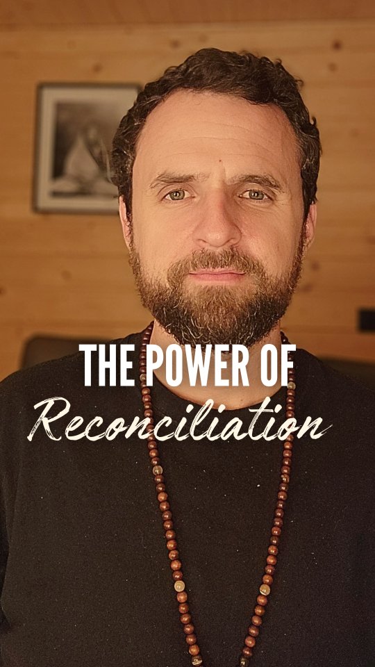 ~ The Power of Reconciliation ~
If you're bot reconciling with the feminine, the painful loops and patterns will continue.
Create space and time to feel where it was on you and how what you allowed created the reality of what happened.
When this is done, felt and the offered, everything can change
For men resdybto heal their relationship to the feminine, my 3 month online course The Embodied King Starts again in September and the waitlist is now open.
Link in my BIO
#menscoach #menswork #menshealth #conciousmasculinity #EmbodiedMasculine