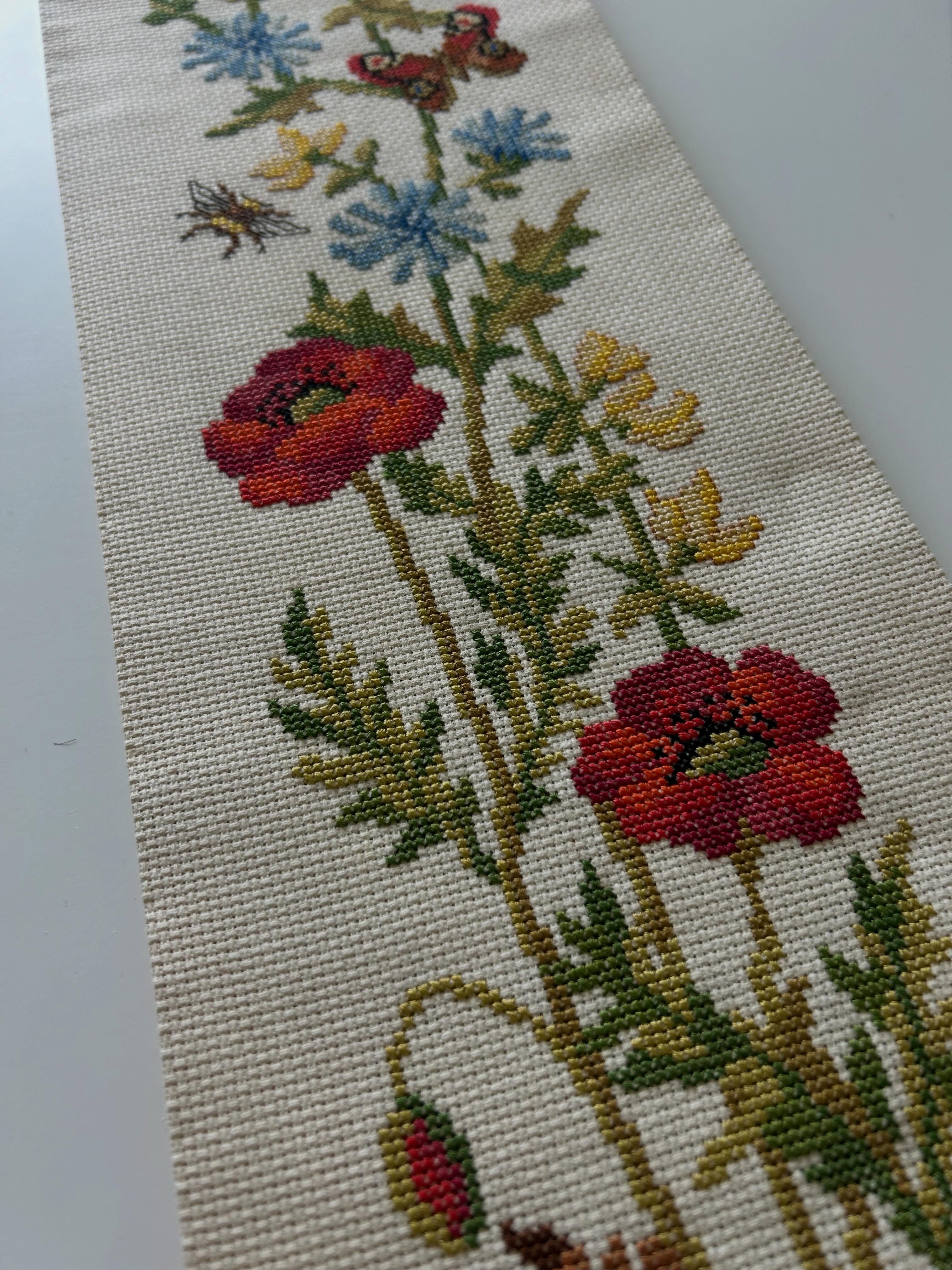 I’ve listed some more great kits and charts for sale on our website! Maybe your summer project is waiting for you!!! ☀️✨
#thumbelinaneedlework #danishcrossstitch #summerstitching #vintagecrossstitch #crossstitch