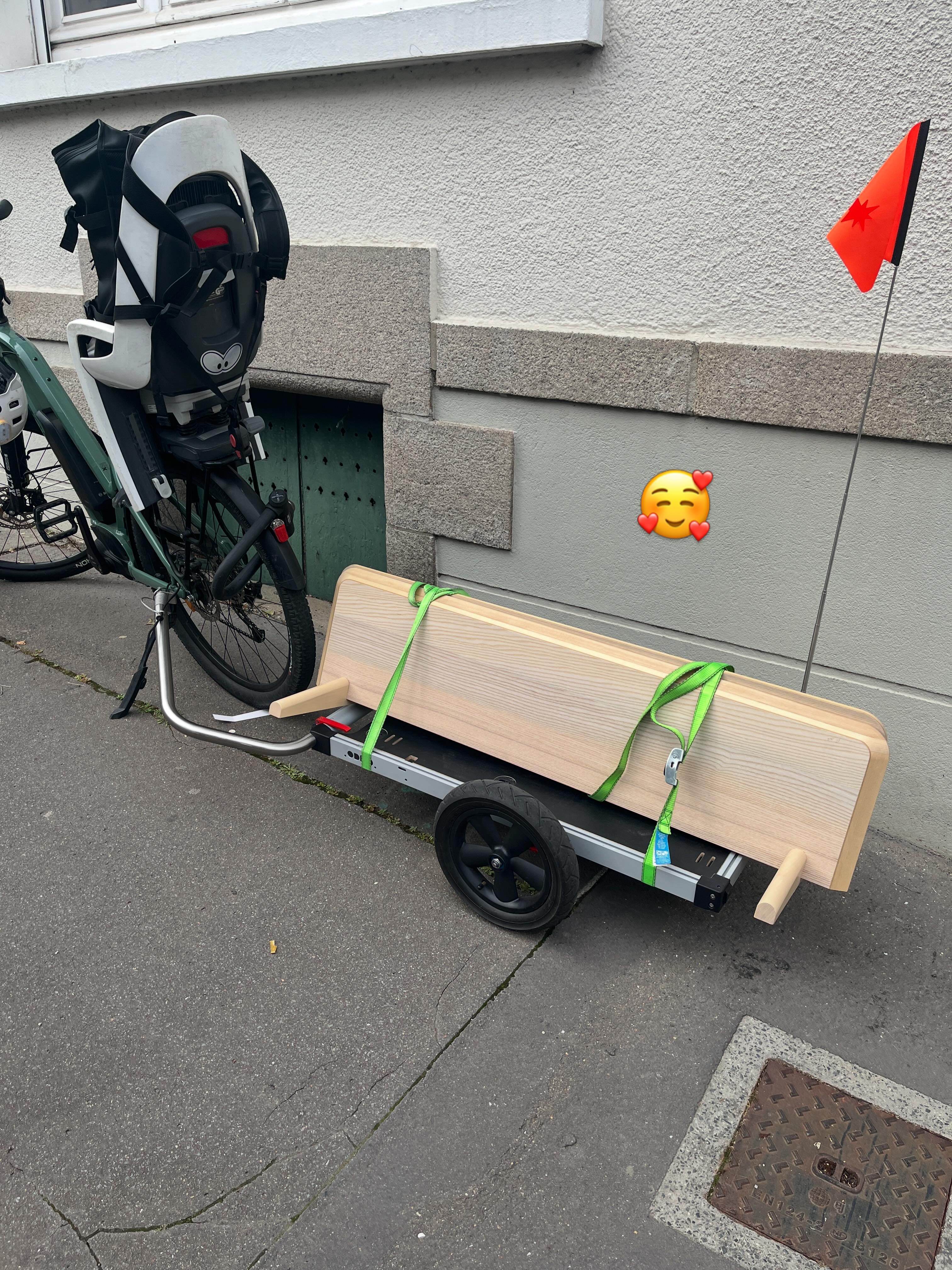 Entre @odilo.bike et @leboncoin c’est une grande histoire d’amour qui commence! Le seconde main signifie trop souvent galère quand il s’agit de ramener à la maison sa dernière trouvaille. Entre vos disponibilités, celles du vendeur quand il ne faut pas en plus trouver un véhicule pour éviter les galères des transports en commun votre remorque de vélo ODILO vous facilitera grandement la vie! De plus, elle ne prendra aucune place chez vous! 🥰 Que du bonheur!