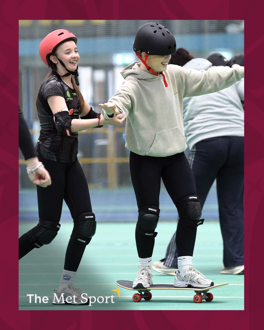 Cardiff Met inspires the Next generation of Girls in Sport.
Cardiff Metropolitan University recently welcomed over 170 secondary school girls to campus for the 3rd annual ArcHERS - Girls in Sport @ Cardiff Met Open Campus, an inspiring, student led event designed to boost confidence, increase participation and raise aspirations among young women in sport and physical activity.
Read more > The Met Sport (Link in Bio)
______________________
Met Caerdydd yn ysbrydoli'r genhedlaeth nesaf o Ferched Mewn Chwaraeon.
Yn ddiweddar, croesawodd Prifysgol Metropolitan Caerdydd dros 170 o ferched ysgol uwchradd i'r campws ar gyfer ArcHERS – Merched mewn Chwaraeon @ Campws Agored Met Caerdydd , digwyddiad ysbrydoledig dan arweiniad myfyrwyr a gynlluniwyd i hybu hyder, cynyddu cyfranogiad a chodi dyheadau ymhlith menywod ifanc mewn chwaraeon a gweithgarwch corfforol.
Darllenwch fwy > > The Met Sport (Dolen yn y Bio)
#TheMetSport #GirlsInSport #OpenCampus #Cardiff