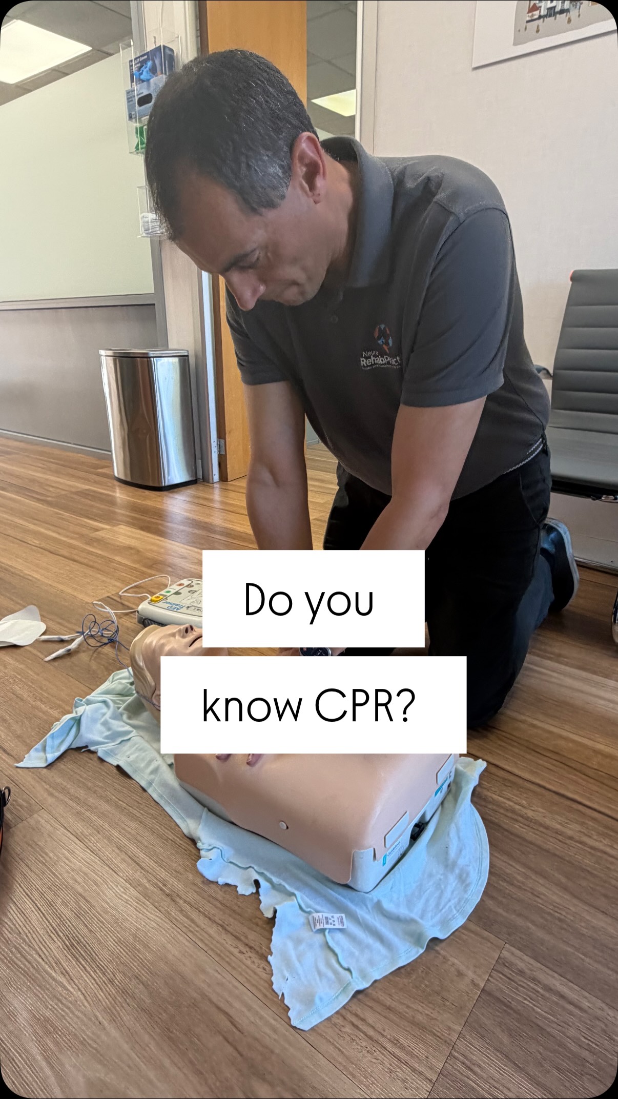 Do you know CPR? 👀
We recently completed our BLS training with
@furnell_steven (Steve Furnell), trainer and founder of RAMC – Resuscitation, CPR & Medical Emergencies Training — and once again, it was outstanding. 👏
Each year, Steve brings not only up-to-date knowledge and new guidelines, but also real-life experience, practical insight and the kind of teaching that truly builds confidence.
You can tell when someone genuinely cares about what they do and Steve’s passion for educating people, improving emergency response and ultimately helping save lives shines through every training .
🚨 Do you know your CPR basics?
1️⃣ Check for a response
2️⃣ Call 999 / ask for help
3️⃣ Start chest compressions
4️⃣ Keep going until help arrives or someone can swap with you
A few key reminders from training:
✔️ CPR is physically demanding : use your whole body weight, not just your arms
✔️ Keep your shoulders directly over your hands, arms straight, lean in with your body weight
✔️ If possible, swap every 2 minutes to keep compressions effective
✔️ A great rhythm guide? Think of the beat to “Stayin’ Alive” 🎵
✔️ Hands -only CPR saves lives
✔️ Early CPR+ early defibrillation = best chance of survival ✔️ survival rate has gone up in the recent years- because of the continuous increase in CPR trainings ( scouts, in schools, baby groups, workplaces) These trainings are such an important reminder that learning CPR can genuinely save a life: and the more confident and prepared people feel, the better. 🫀✨
#cpr #bls #resuscitation #neuro #physiotherapy