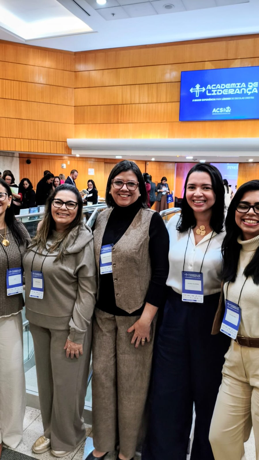 Parte da nossa liderança em formação.
II Congresso Internacional de Educação Cristã Clássica
Academia de Liderança- ACSI
#ACBV #academiacrista #Acbv40anos