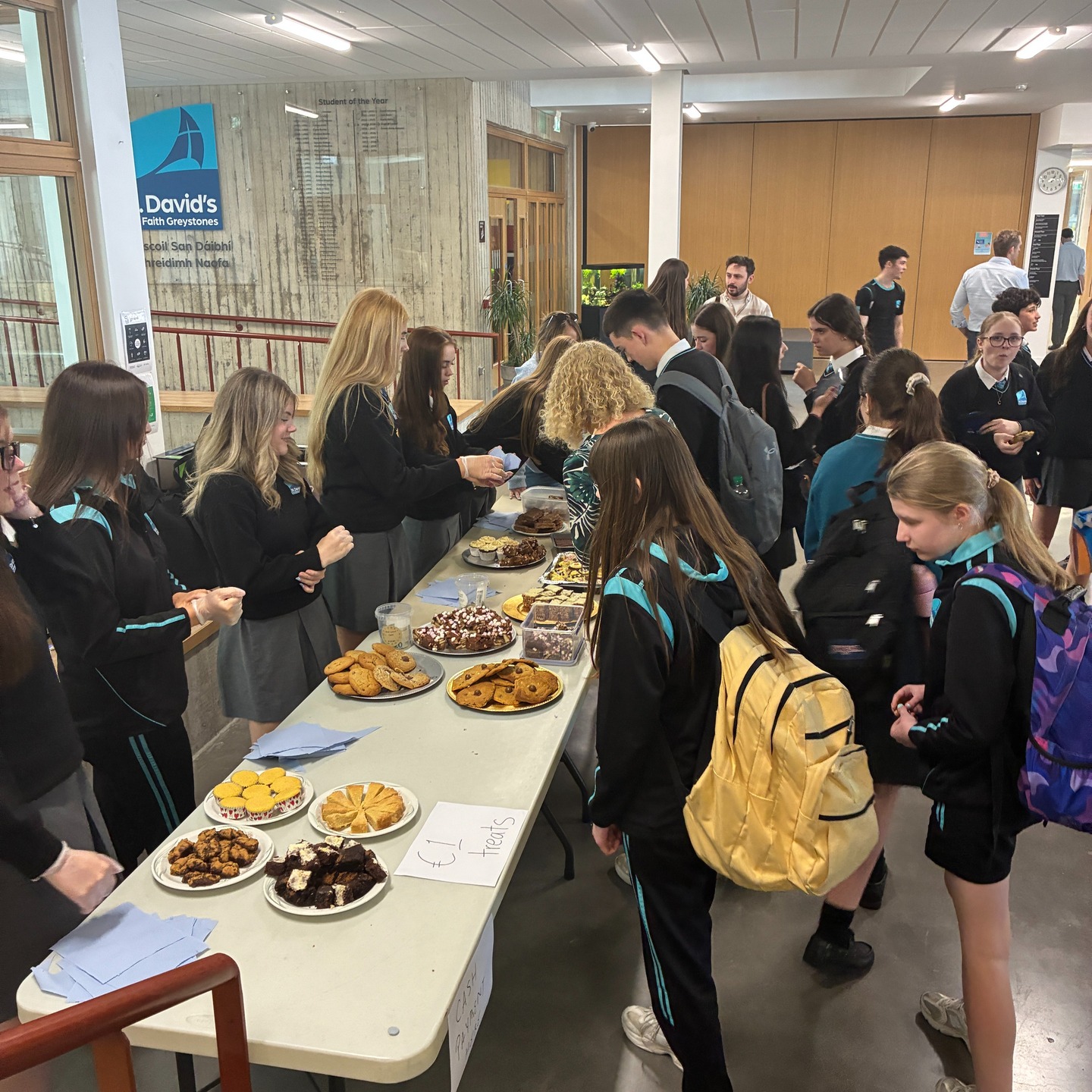 Our TYs held a bake sale today, raising an incredible total of over €500 for Greystones Cancer Society. Thank you to everyone who supported their efforts! 🍪