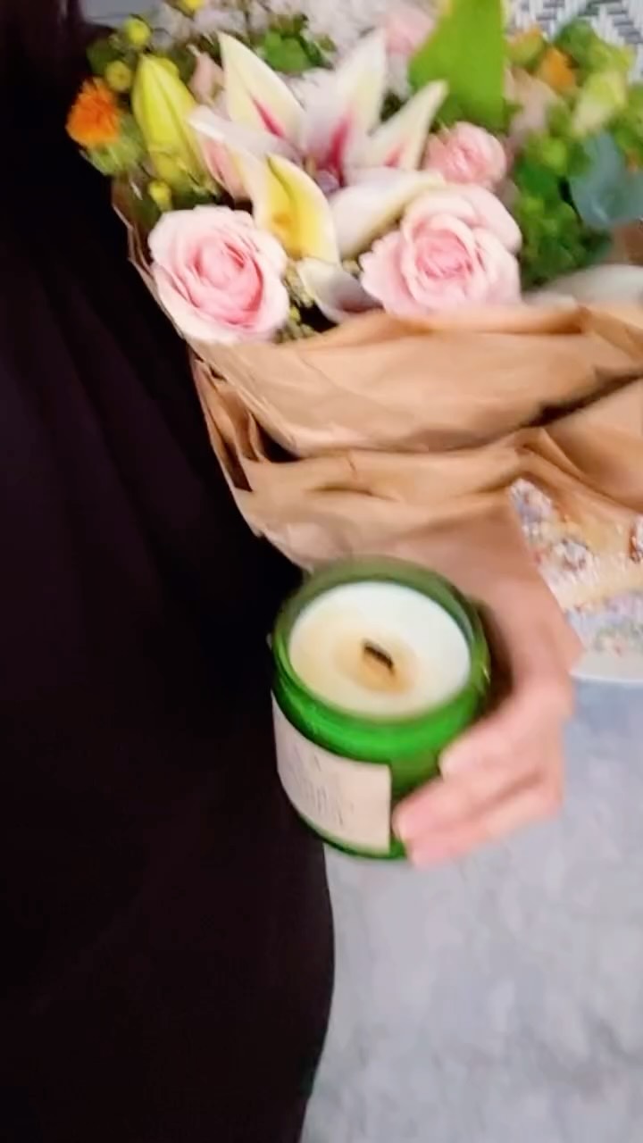 Choose our signature scent 💐
#candlejoint