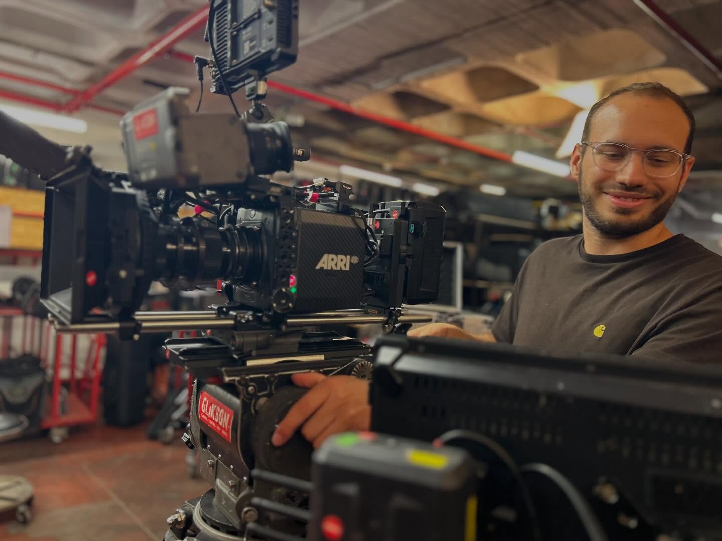 את הוידאו קליפ הזה כנראה שכולם יראו… 🎬
עוד אי אפשר לדבר על זה 😉
אבל זו האחת והיחידה ✨
שיהיה בהצלחה 🙏
Make video clips, not war 🎥
@yotam.bouni @nitayparnes