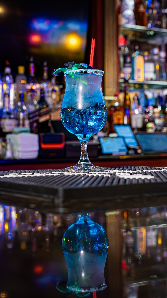 Enjoy every sip with our delicious cocktails perfect for relaxing, sharing, and making the moment even better 🍹
#CocktailTime #DrinkUp #Cheers #GoodVibes #SipAndEnjoy HappyHour DrinkSpecials