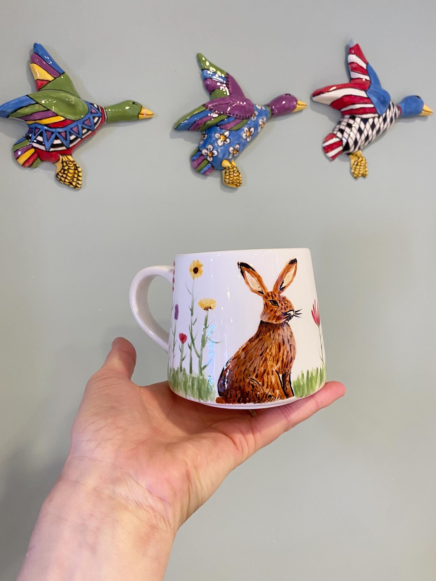 🐰 We have spaces to paint today 🐰 Enjoy delicious iced drinks and a creative activity, suitable for all ages. We would love to see what you create!