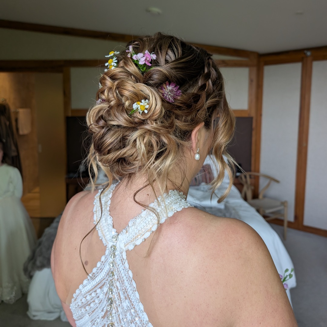 And here is lovely @jordan.ann.x bridal hair style
See previous post for her makeup look
I was so pleased with this how this came out. This type of style takes alot of prep work, so it's not a quick style, to get that textured feel to the hair. Look how pretty J's colours look in her hair and I loved the flower pins we added too.
We softly waved her front bangs to frame her face, I can't stress how important getting that last hair cut is and thinking about the front is.
So Jordan showed me some inspo pics and I found one of previous Brides who had similar hair colour to her, she wanted it low but not touching the halter neck, with tendrils coming from the bun and 2 plaits and natural lifted texture in a boho style.
Boho hair doing it's thing, fair to say I was in my happy place!
Working with @maria_broome_photography and @churchparkflowers at the special @treetopescape
Save if this is your vibe
#treetops #treetopescape #bohobridalhair #weddinghair #bridalhairstylist
