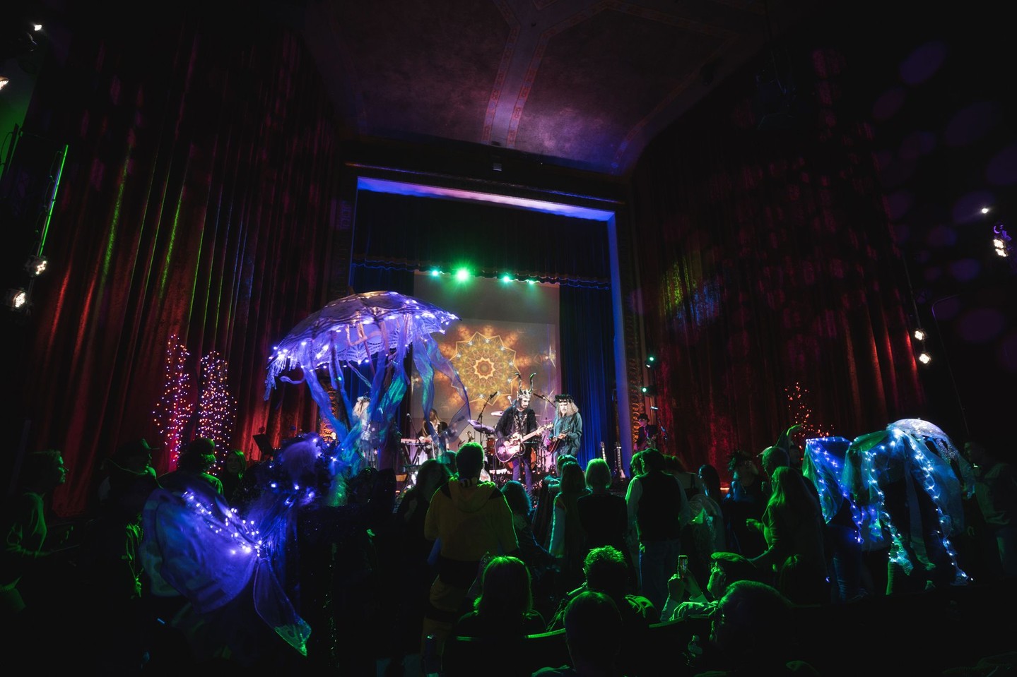 Just announced! Tickets are available for all of these events at mcohjt.com:
10/3 - Splintered Sunlight
10/9 - Broken Arrow
10/10 - Beginnings
10/17 - Classic Stones Live
10/23 - Bywater Call
10/24 - the Slambovian Circus of Dreams
#visitjimthorpepa #jimthorpepa #poconomtns #poconotourism
Photo by @mustacheimager