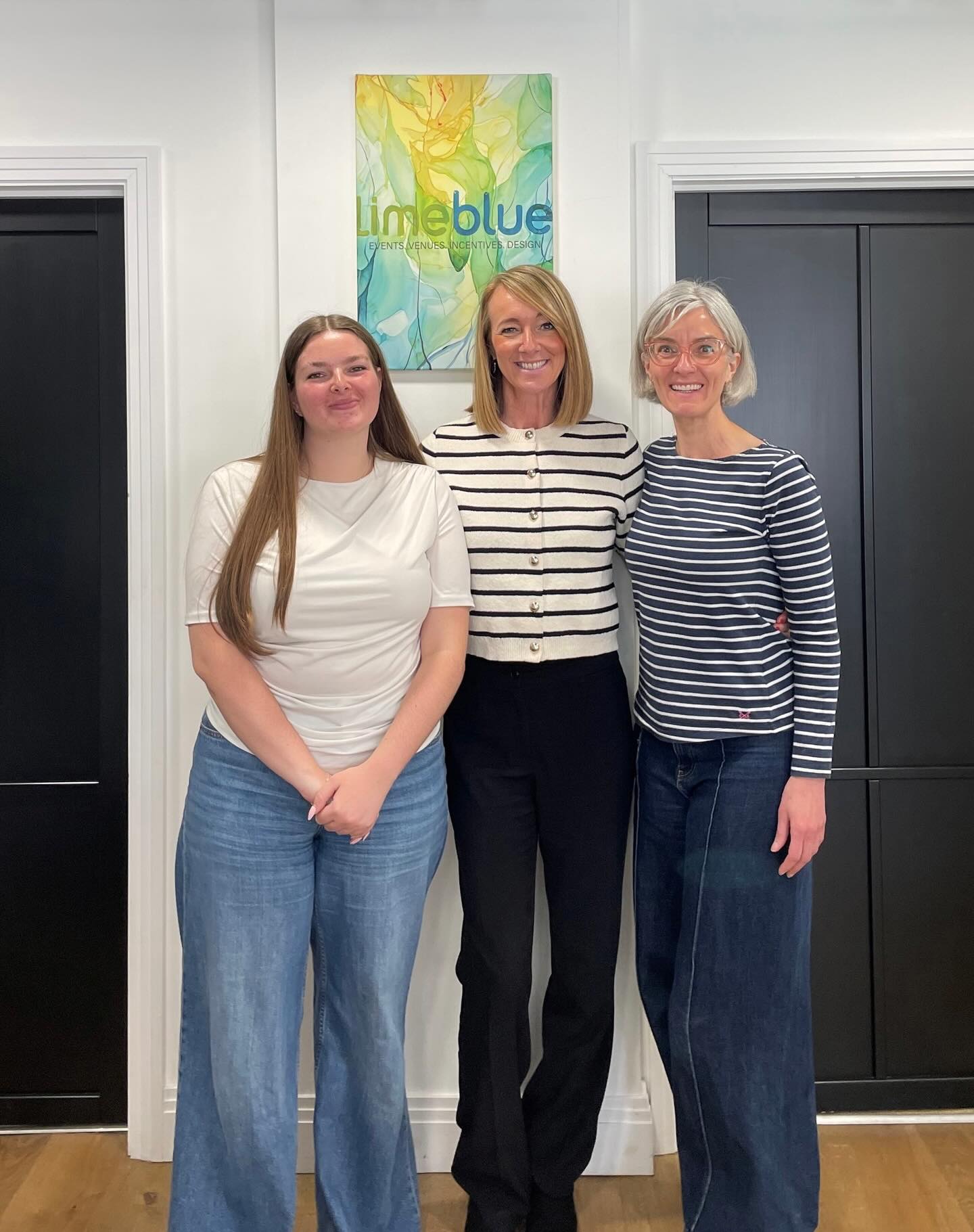 It was wonderful to meet up with Fiona Churchill from Vine Tree when she visited the Lime Blue office this week, bringing us news and updates about the portfolio of hotels Vine Tree represent.
It’s really helpful for us to have these catch ups with hotel representatives so we can find out about new openings, and refurbs. We then use this information when looking at venues for your next meeting, incentive, conference or event.
Daisy Carter, Gillian Richards and the rest of the Lime Blue team are available to assist with your next venue search or event.