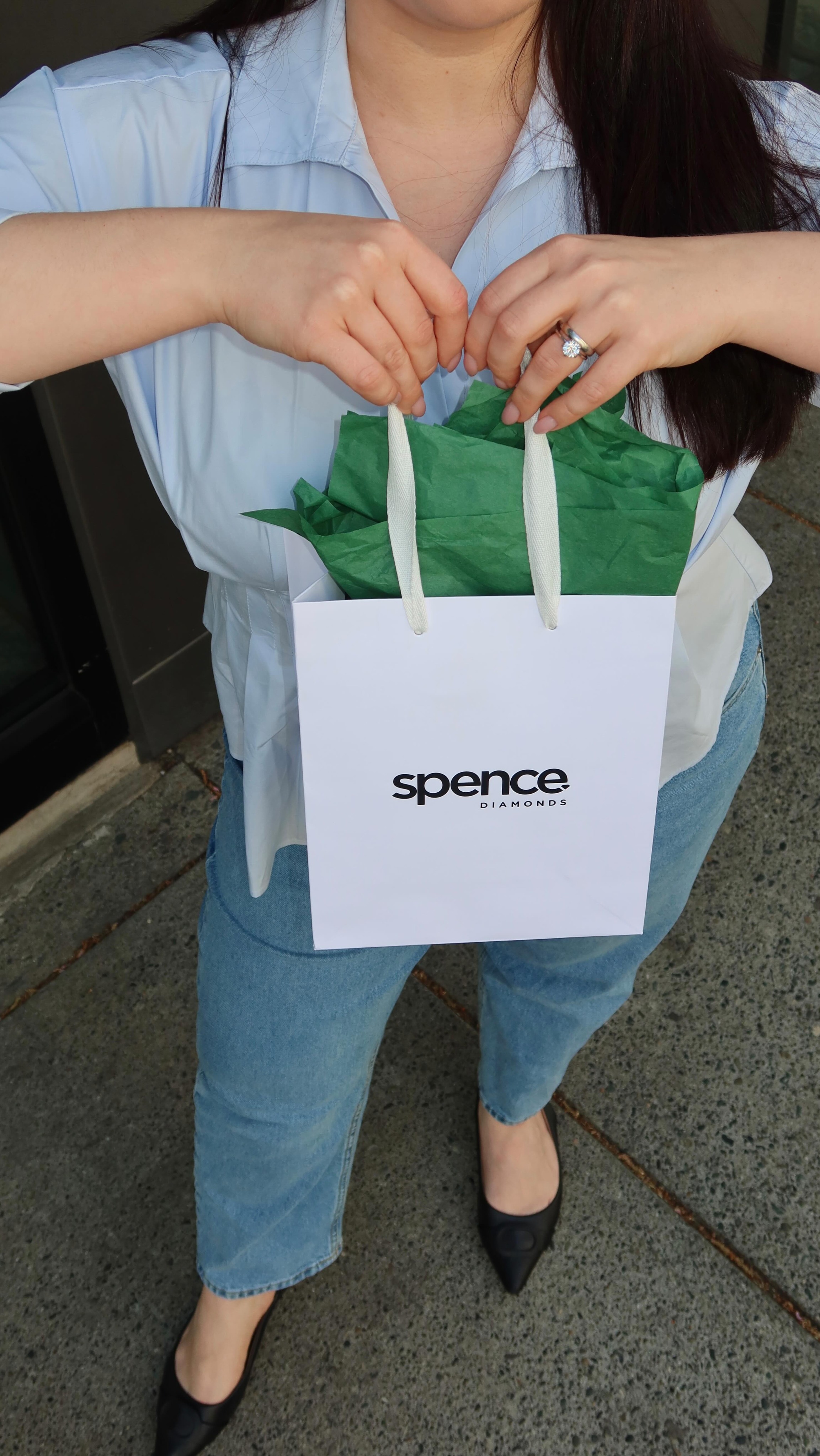 Diamonds aren’t “occasion only” wear to me anymore ✨ At @shopspence there are so many beautiful pieces that are easy to love and wear every day. From the EverBloom Diamond Pendant to timeless tennis bracelets and studs, @shopspence is where you’ll find pieces that feel meaningful and effortless 💛
#SpenceDiamonds #ad