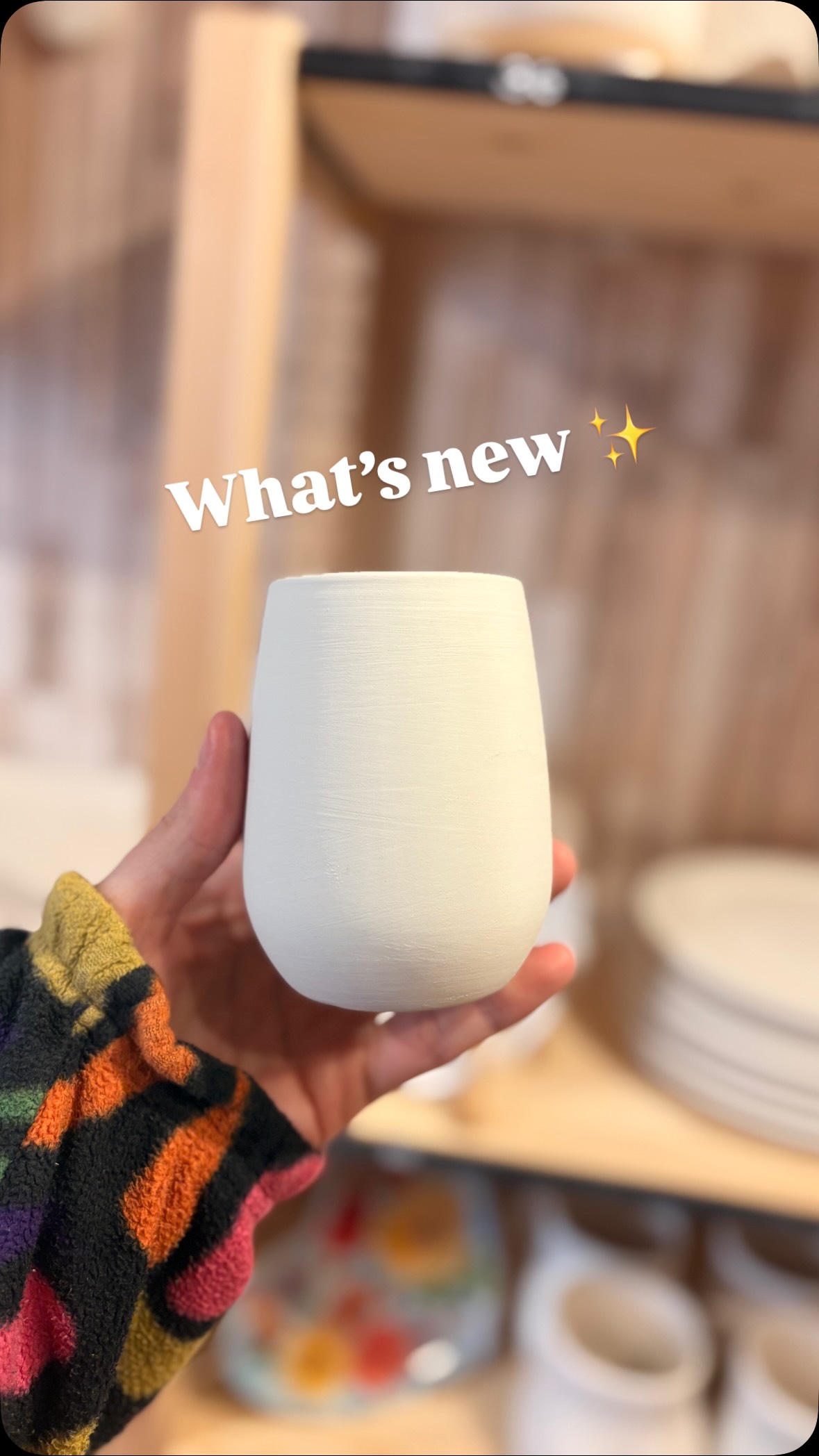New bits have landed just in time for the weekend 🤍
We’ve got some favourites back in stock - tumblers, coasters, hanging plaques and even more than what’s shown in the video 👀✨
Perfect timing for a pottery date, family trip or a little creative catch up 🖌️
Spaces available today and all weekend — book online to reserve your table!
PLUS ✨ Double loyalty points all weekend!
(Valid on one transaction per customer, per day)
Can’t wait to see what everyone paints 🥰
#PotteryPainting #WeekendPlans #ThingsToDoDevon #CreativeDaysOut #HappyGlazePottery