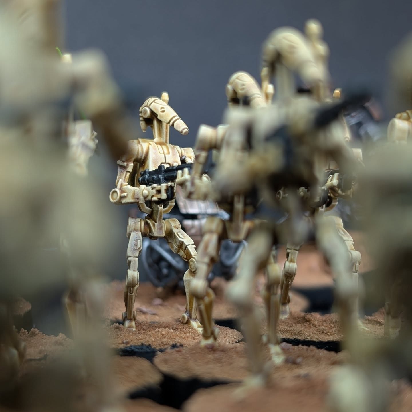 Some close up shots of these clankers. Important to discern the difference between clankers and clinkers. Clinkers certainly wouldn't be as fun to paint or indeed photograph in the same way as clankers. If I do ever start showing off clinkers on here, then please know that either some deviant has hacked my account, or I'm going through something fierce