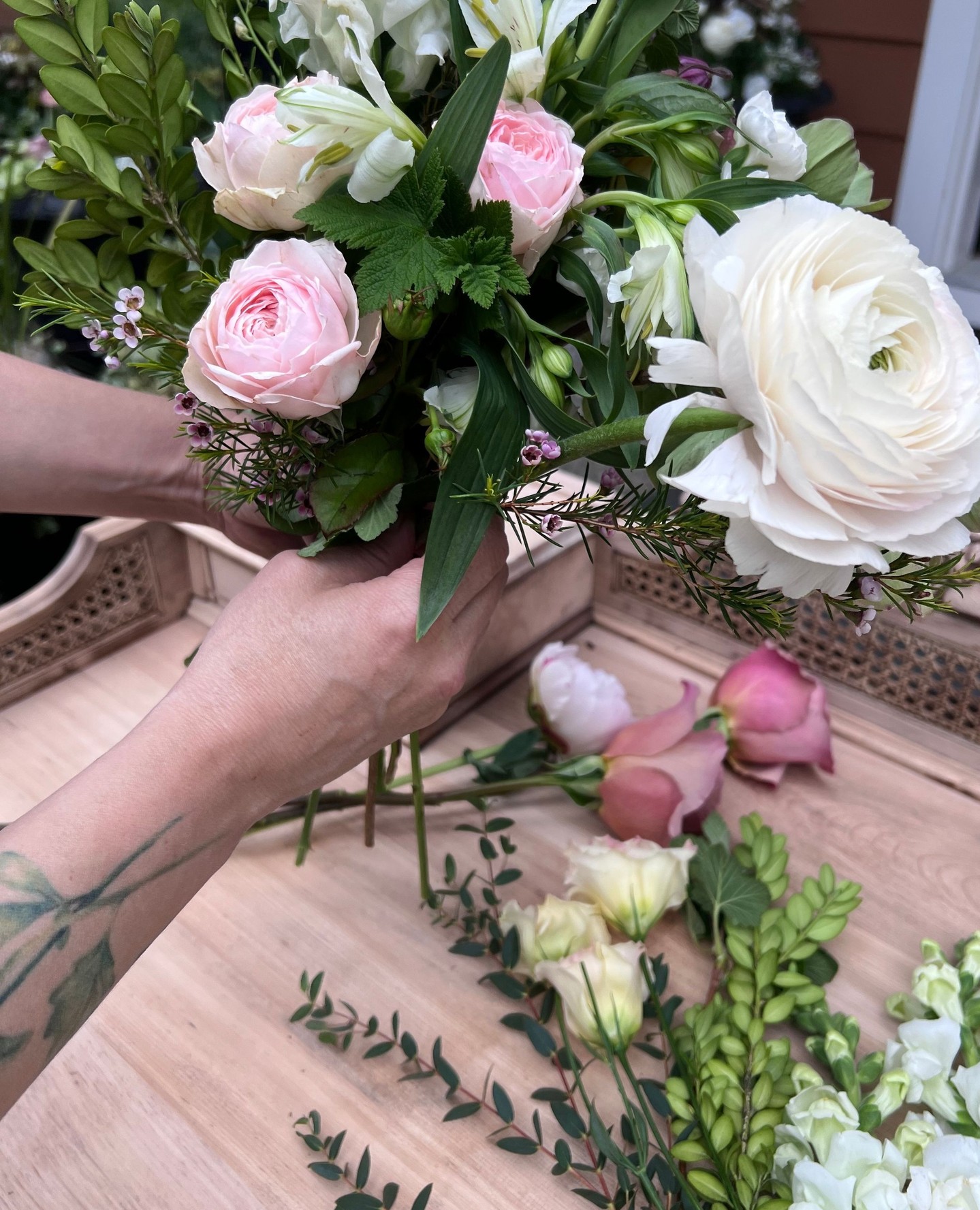 There’s something special about gathering around flowers.
This weekend at the studio, we’ll be welcoming guests for another floral experience — an opportunity to slow down, create something beautiful, and spend time working with seasonal blooms in a relaxed and welcoming setting.
Thoughtfully designed for all experience levels, with everything provided.
—
Spaces remain available for this weekend’s gathering.
Now booking online.
Niche Boutique Florals
.
.
#nicheboutiqueflorals
#mapleridgebc
#fraservalleyflorist
#myfrenchcountryflowerstudio
#floralexperience
#floralworkshop
#mothersdaygiftideas
#gardenstyleflorals
#romanticflorals