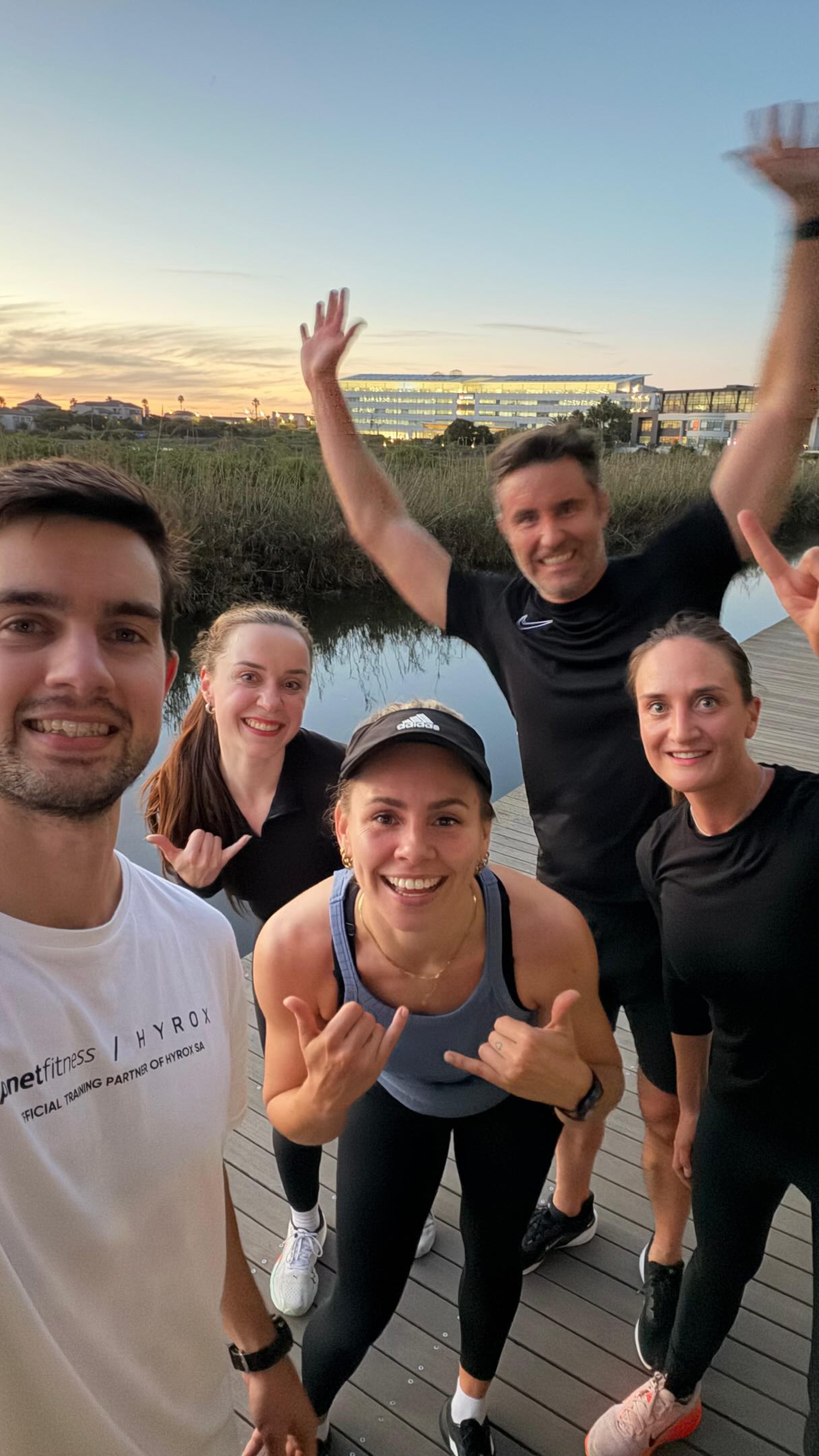 Friends want to see other friends win, feel great in their skin and live happier, healthier lives! 💪
We got you, friend! 🤝