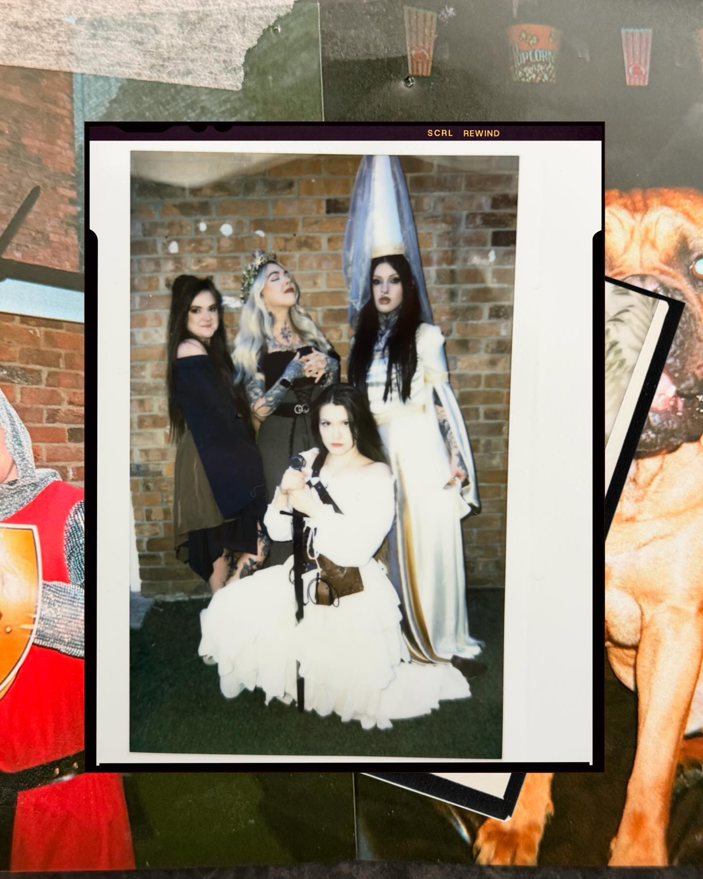 Can you guess the theme 👀
Love how much everyone puts effort in 💅🏻
What should our next theme be?
#costume #medievalfair #renfair #tattoostudio piercingstudio