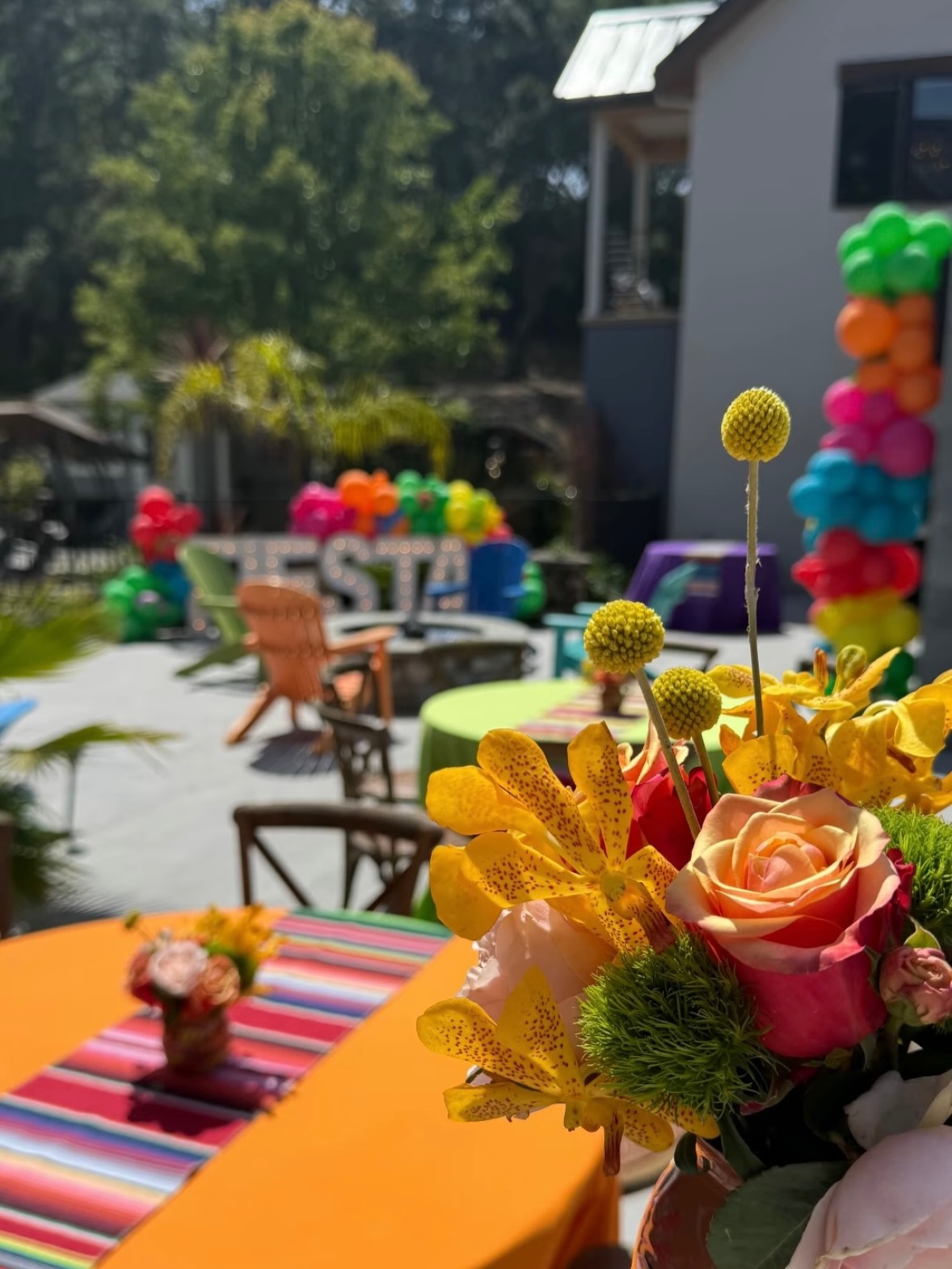 Feliz Cinco de Mayo! 🪇🌮🍹
#marqueeletters #fiesta #holidaypartydecor #lightupletters #alphalitsiliconvalley
