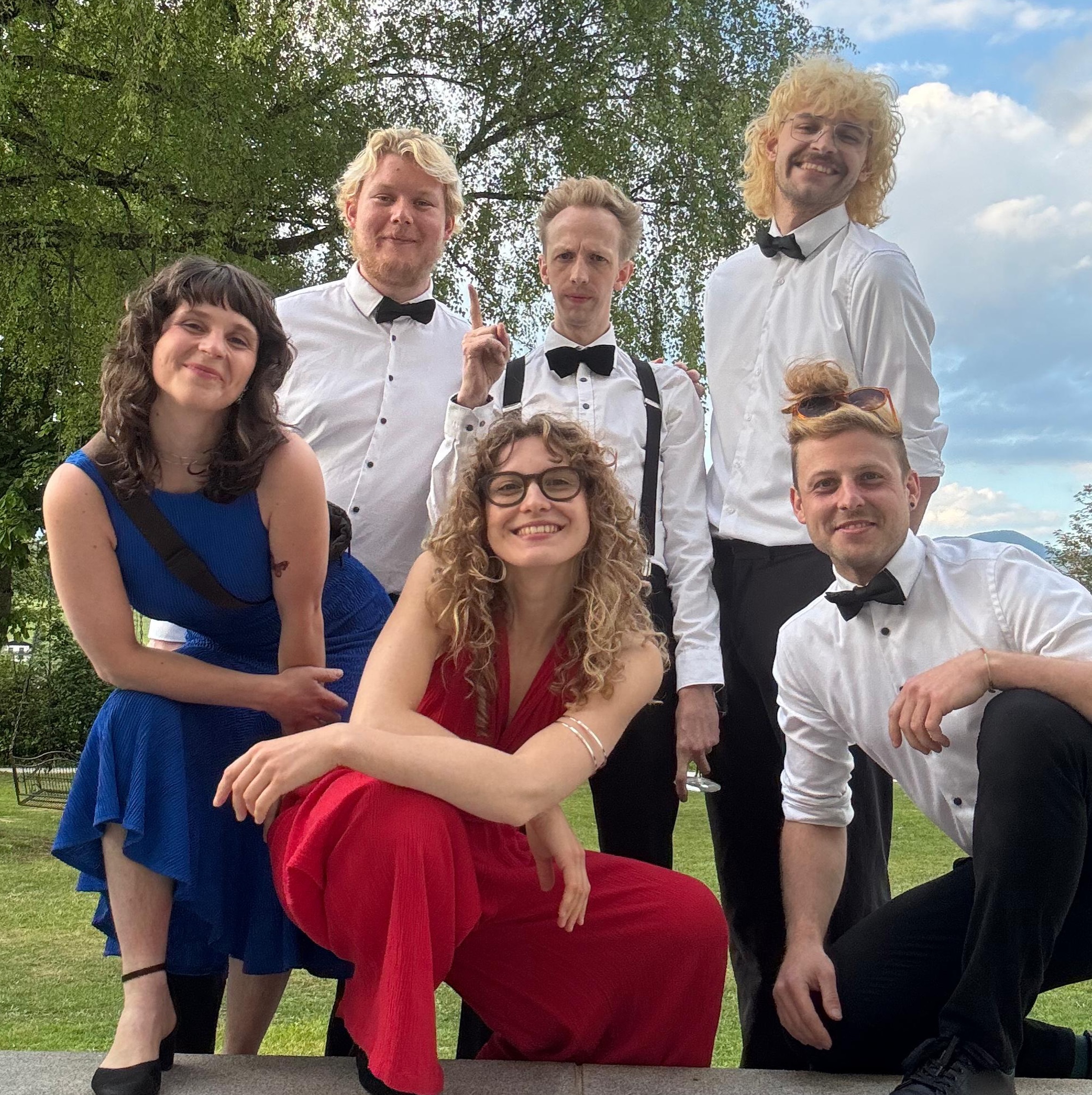 …und somit startet die diesjährige Hochzeitssaison ✅💥😍
Wir freuen uns auf alle Feste, die wir mit unserer Musik begleiten dürfen! Es wird unvergesslich 💫