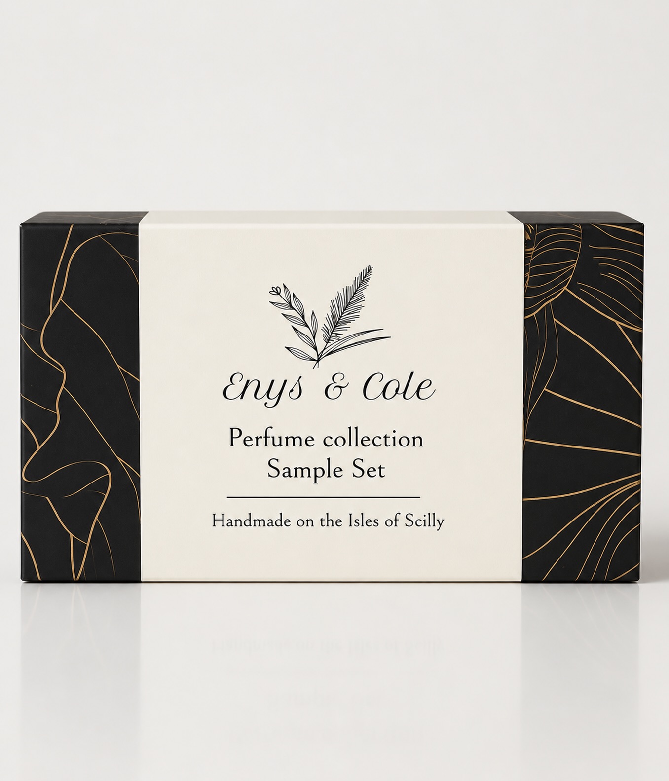 Our perfume sample sets have been such a hit, we knew they deserved something just as special ✨
So… we’ve designed a beautiful box to match.
Currently available in @madeonscilly and online at: www.enysandcole.com
Keep your eyes peeled — our perfume gift set is launching soon 🤍