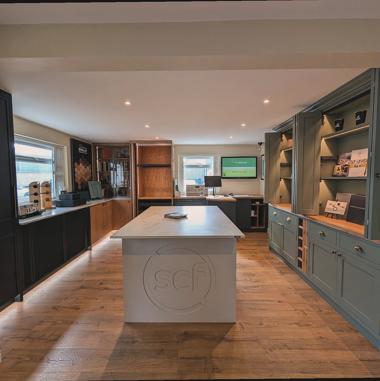 We recently had the pleasure of redesigning the showroom at @scfhardwareltd. SCF are long standing friends of ours. We have been working together for many years and really appreciate the business relationship we have. They provide us with high quality, reliable hardware and advice for all our projects.
The Showroom is a great example of the quality of our craftsmanship and acts as a great platform to show off all the latest popular hardware. The worktops were supplied and fitted by Paolo at @carrarinoltd. If you're in the area pop by to have a look, you won't be disappointed.
#cabinetmakers #bespokefurnituredesign #showroom #bespokecabinetry #interiordesign