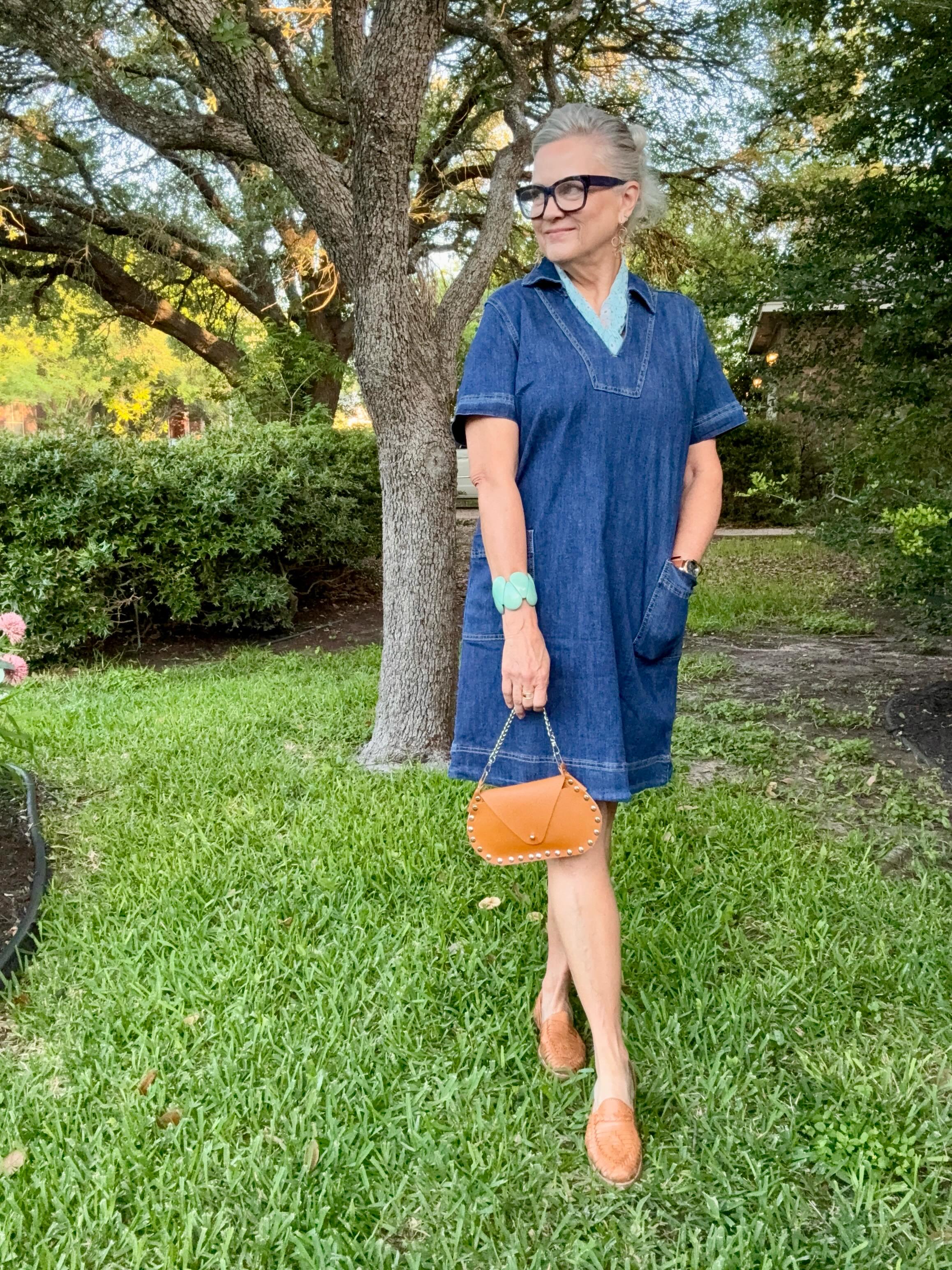 Happy Mother’s Day 💐 - if your children are near or far or yet to be - or only in your heart - you are to be celebrated for who you are. Enjoy 😊 the day.
Denim dress @charliebcollection THYMEMAG10. The shoes - similar on @amazon link in stories. The little bag. A vacation find. #thymemag #happymothersday I have two children 🧒 👦married…five grandchildren. Tell me about your family! Fur babies and all!
