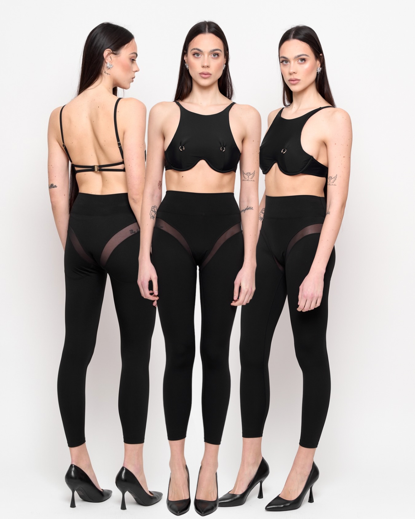 C’è chi dice che il match perfetto non esiste. E poi c’è BASILISSA.
Crop CRUCIO + Leggins AMEN 🖤
#shopping #matchymatch