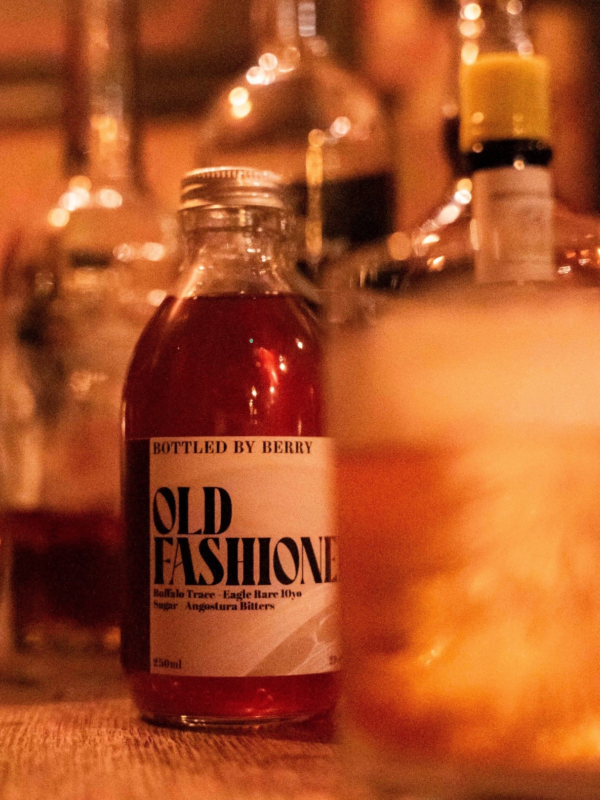 š„ Old Fashioned Masterclassā
ā
Love an Old Fashioned? Learn how to make one of the best drinks with our OF Masterclass on Thursday 28 May at 6pm in partnership with @buffalotrace
ā
From the perfect balance of whiskey, bitters and syrups to make the perfect drink- this is your chance to discover what turns a simple cocktail into a masterpiece.ā Plus, you'll even get your own creation to take home with you. ā
ā
Because an Old Fashioned done properly is never just a drink.ā
ā
Limited spaces available. Book now via link in bio šš»
ā
#BerryAndRye #OldFashioned #CocktailMasterclass #LiverpoolBars #SpeakeasyLiverpool